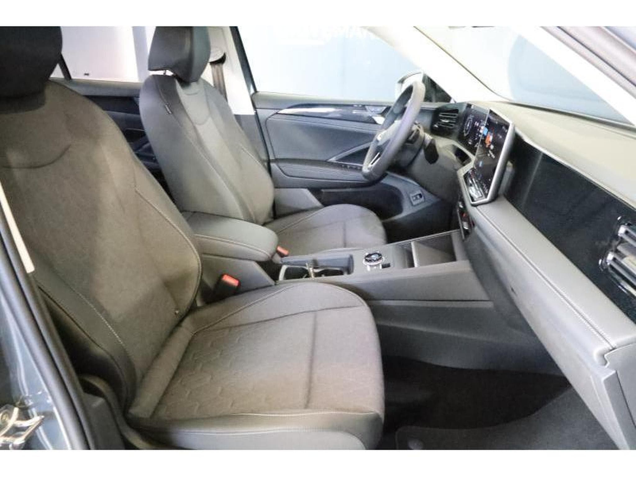 VW Tiguan Life (2025) - Photo 17