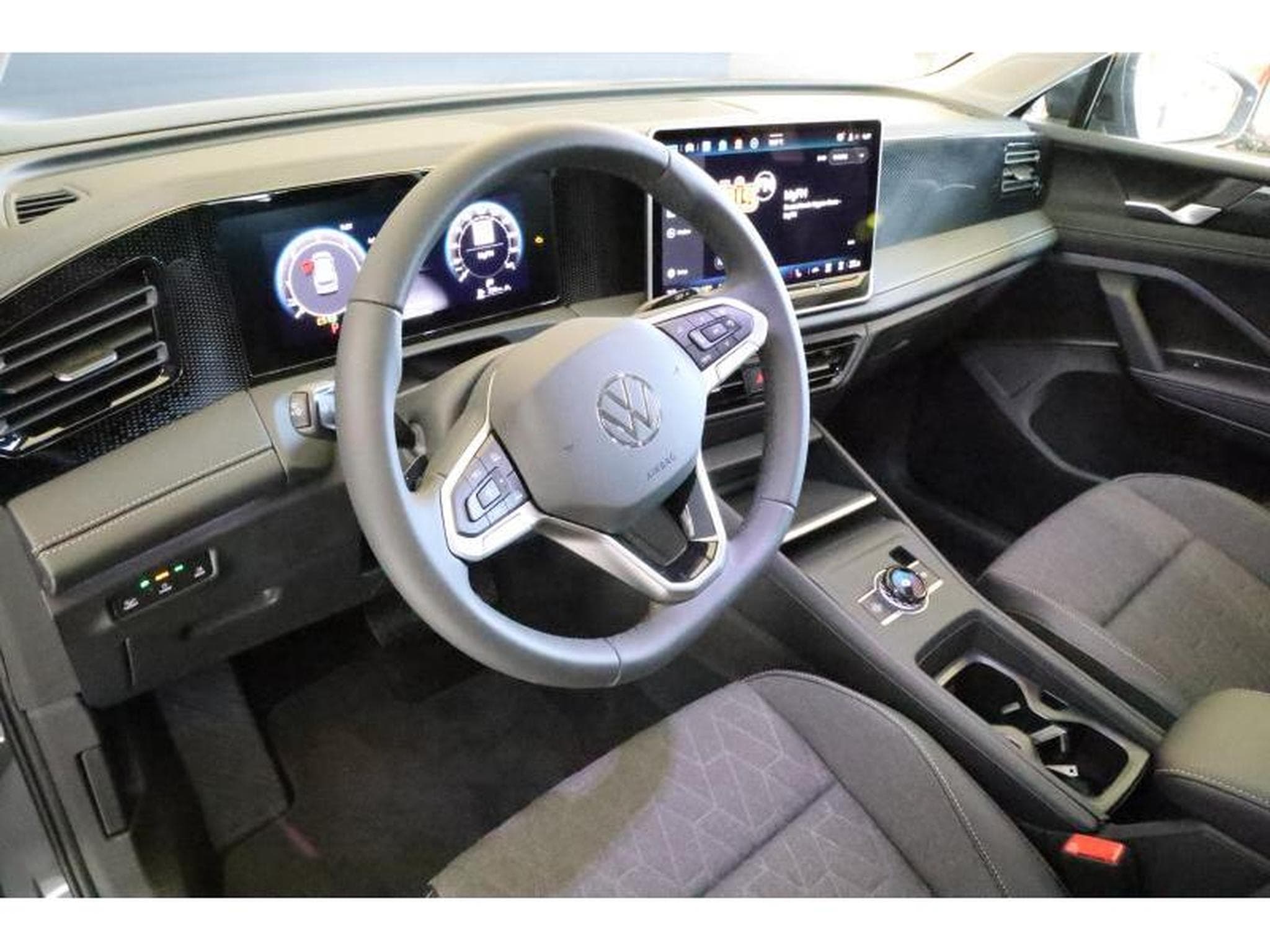 VW Tiguan Life (2025) - Photo 20