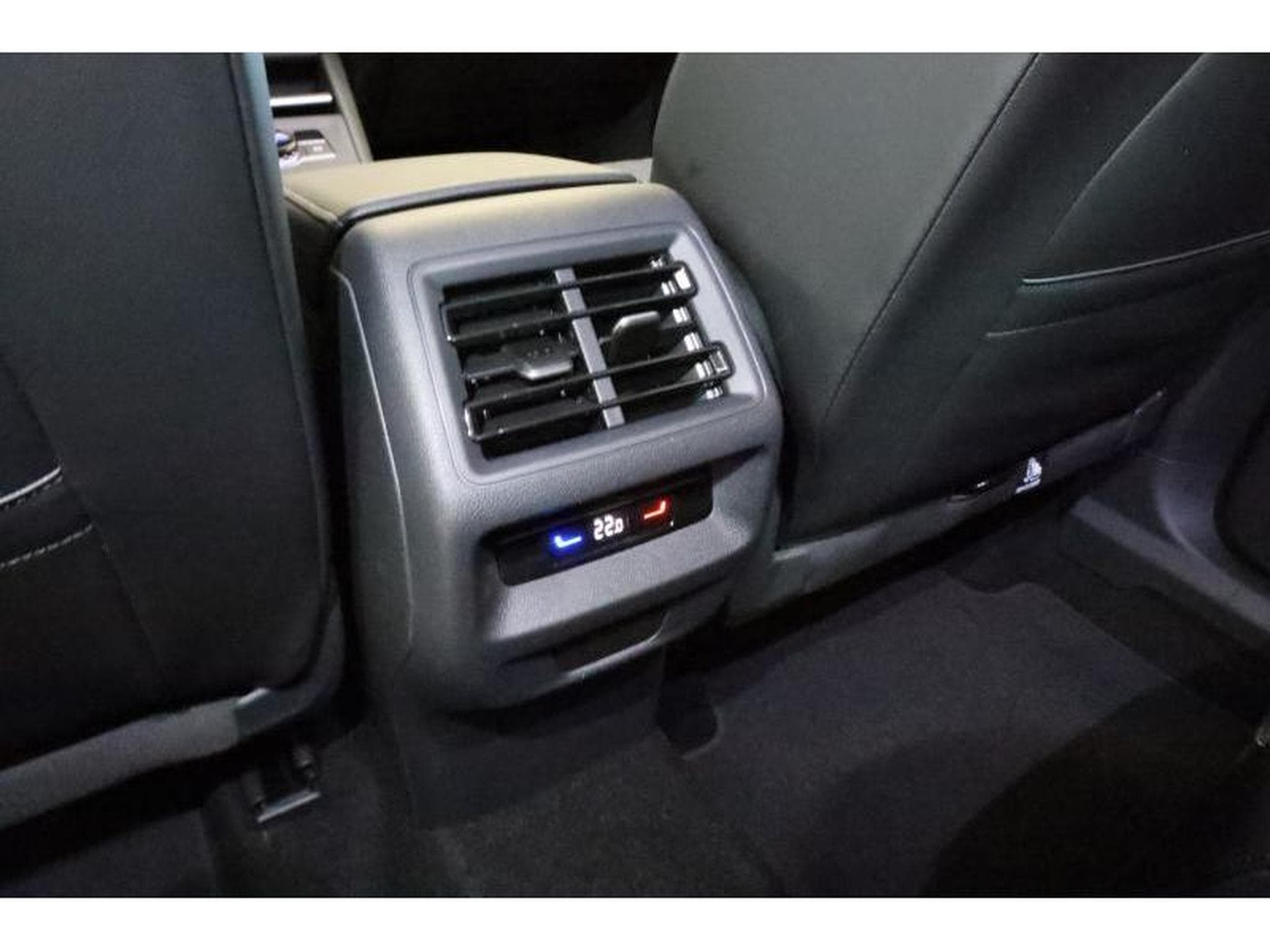 VW Tiguan Life (2025) - Photo 6