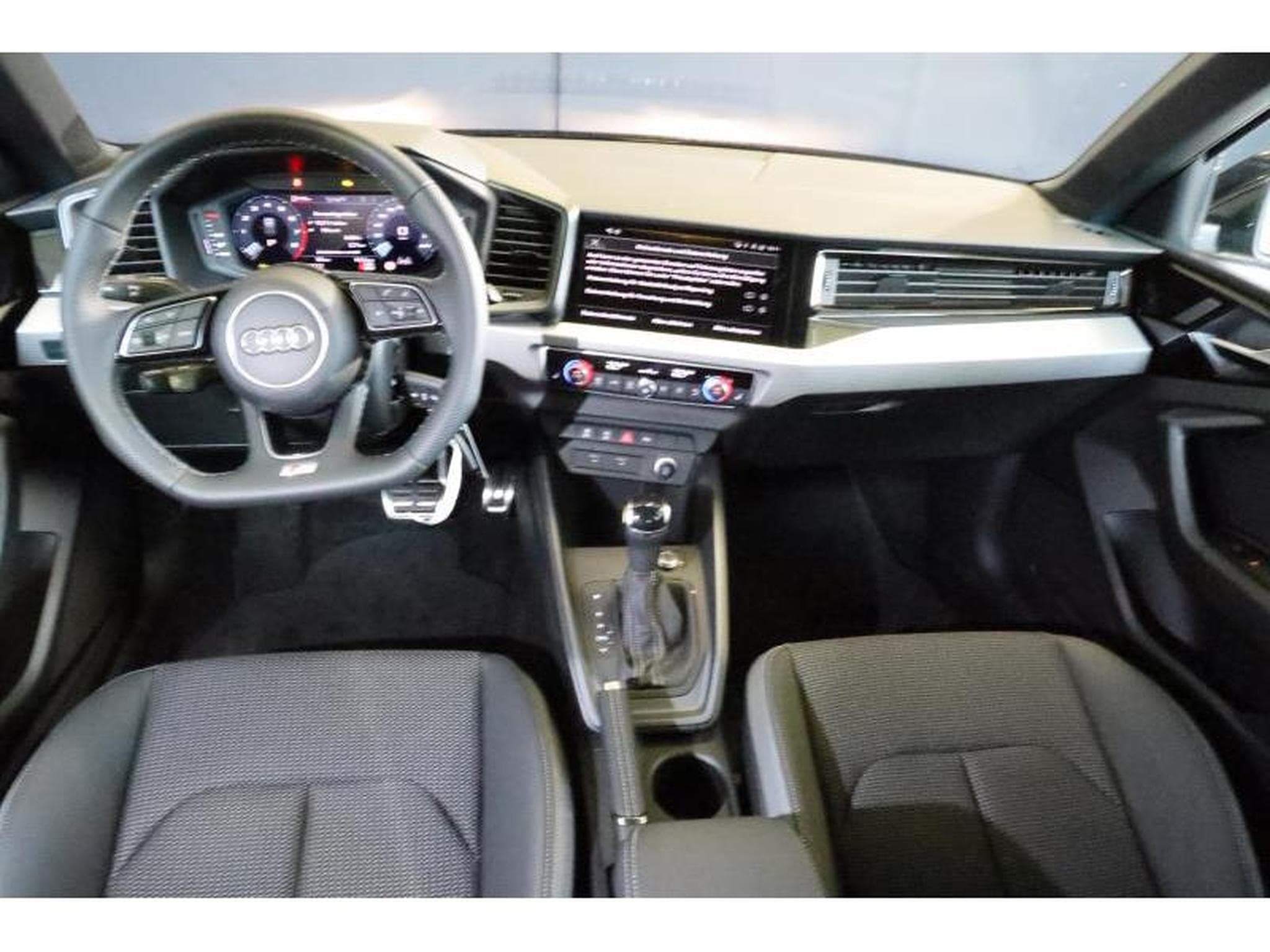 Audi A1 Sportback (2025) - Photo 2