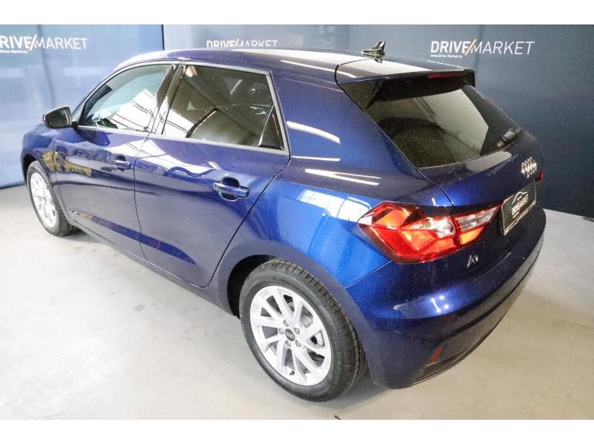 Audi A1 Advanced (2025) - Photo 3