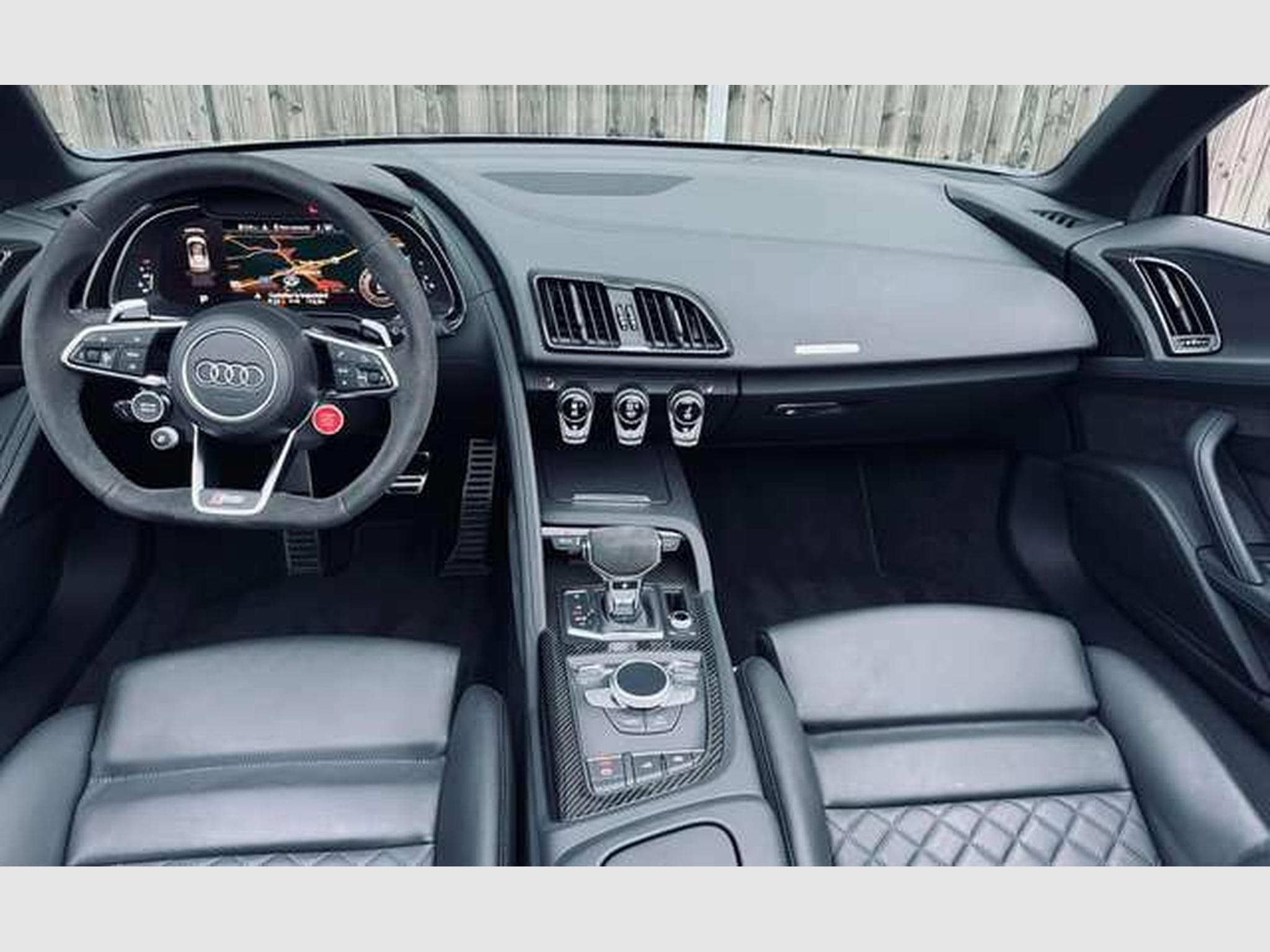 Audi R8 TVA DÉDUCTIBLE 5.2i V10 Q Performance S tronic (2021) - Photo 17