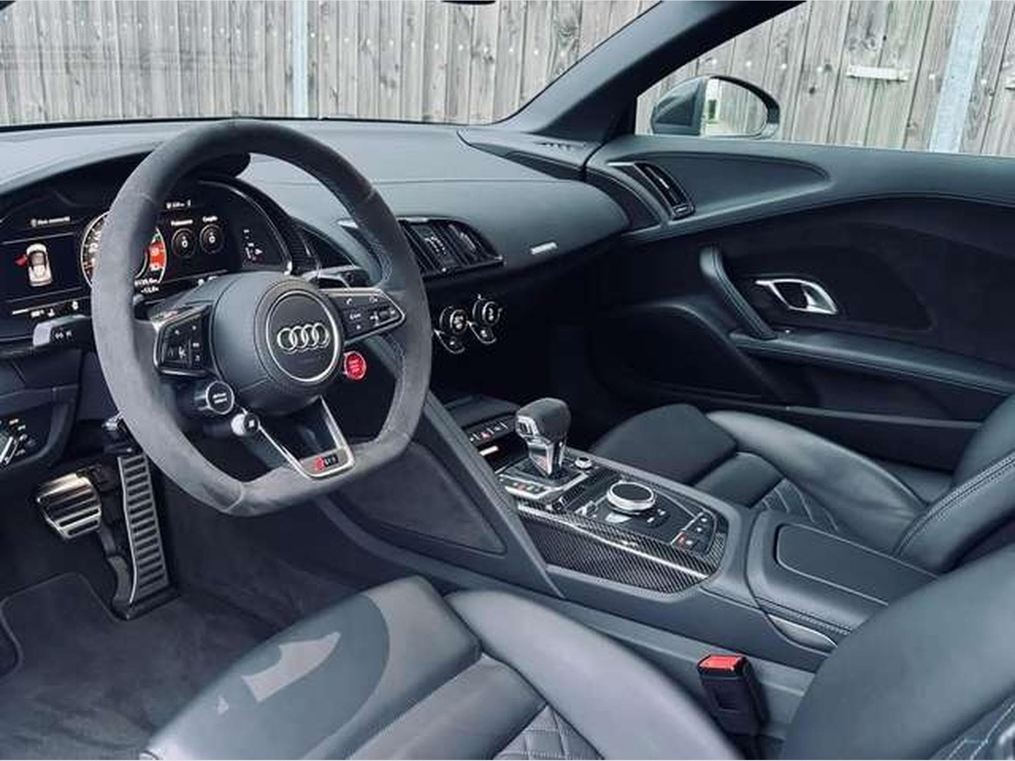 Audi R8 TVA DÉDUCTIBLE 5.2i V10 Q Performance S tronic (2021) - Photo 18