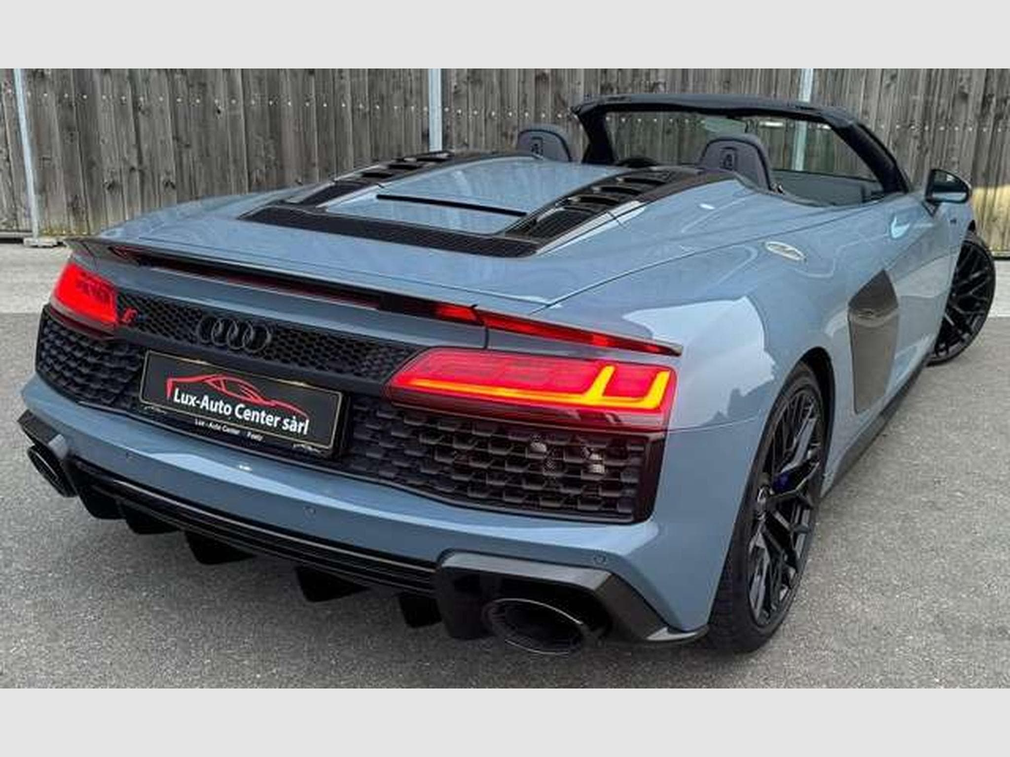 Audi R8 TVA DÉDUCTIBLE 5.2i V10 Q Performance S tronic (2021) - Photo 9