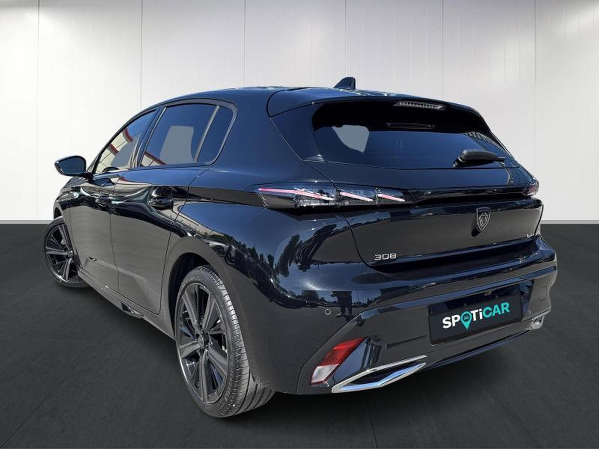Peugeot 308 GT (2023) - Photo 6