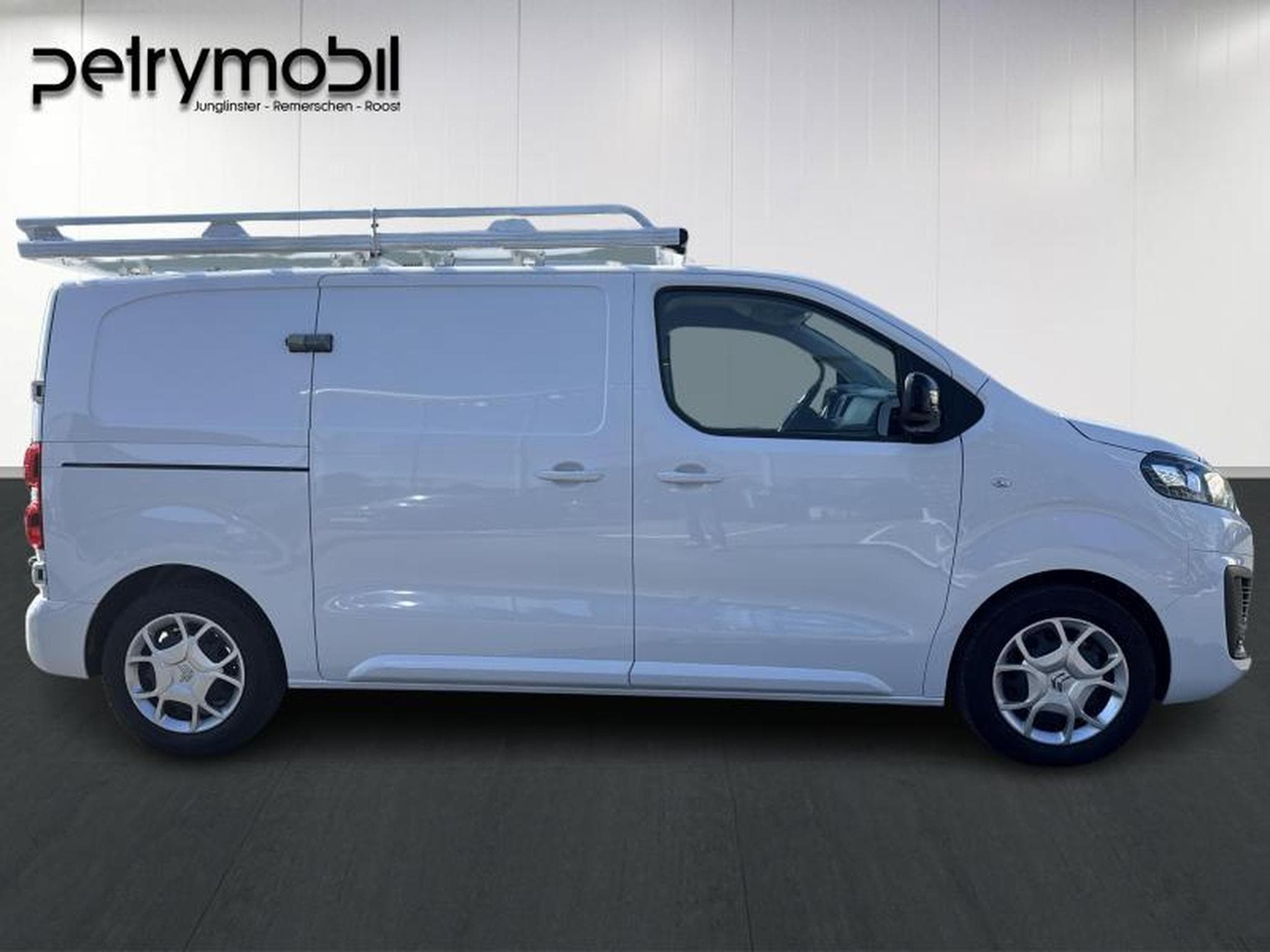 Citroen Jumpy M 1.5 BlueHDI 120 S&S BVM6 (2024) - Photo 8