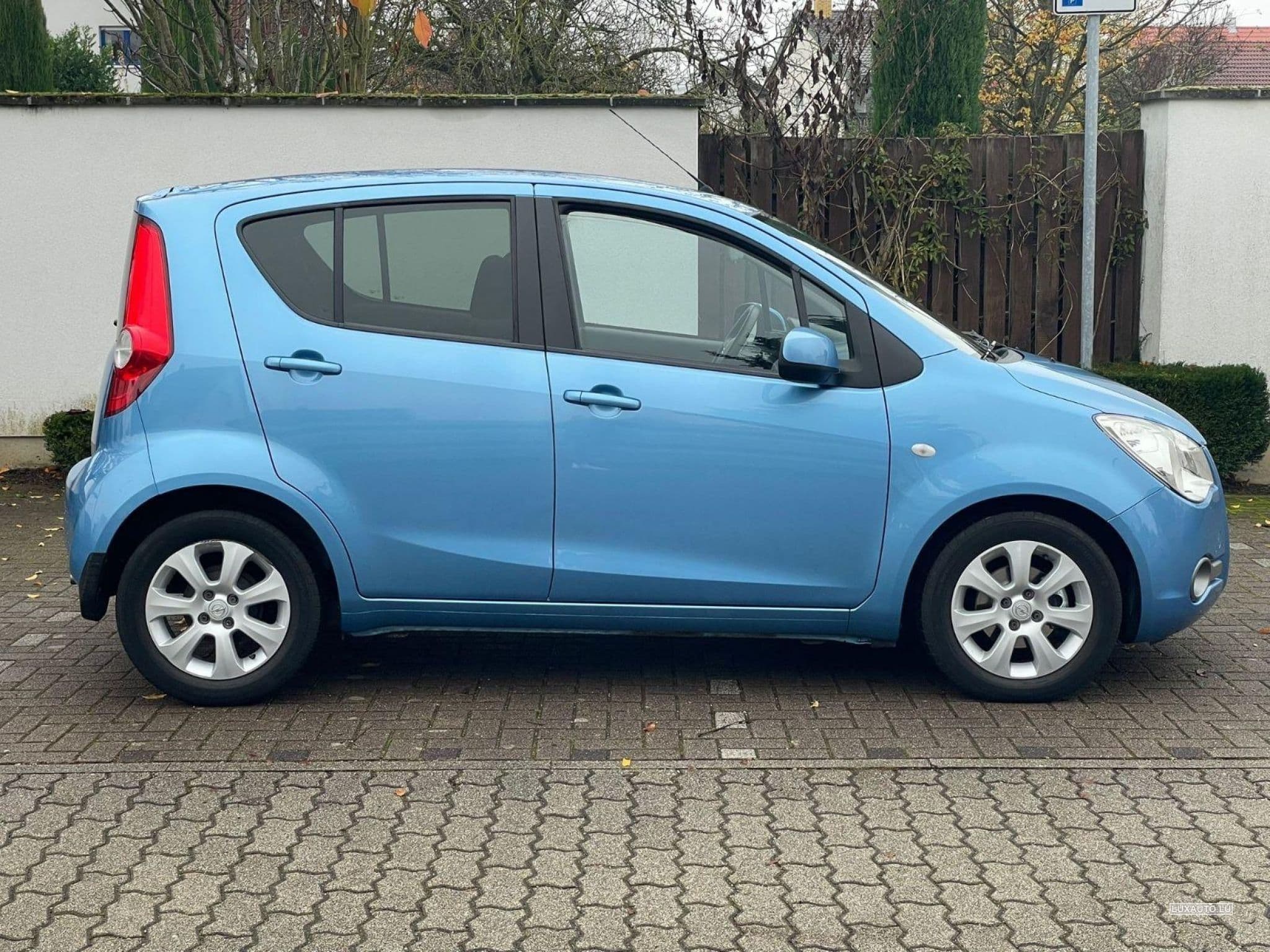 Opel Agila (2009) - Photo 3