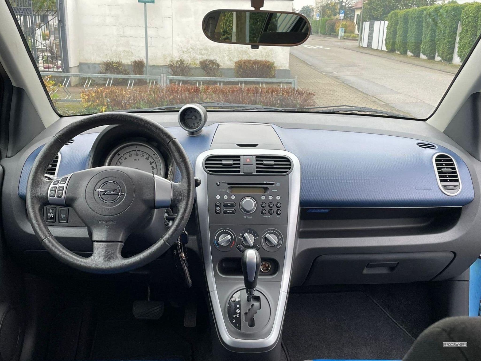 Opel Agila (2009) - Photo 5