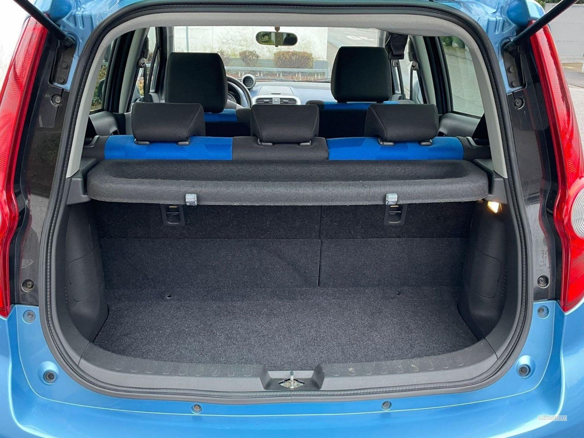 Opel Agila (2009) - Photo 8