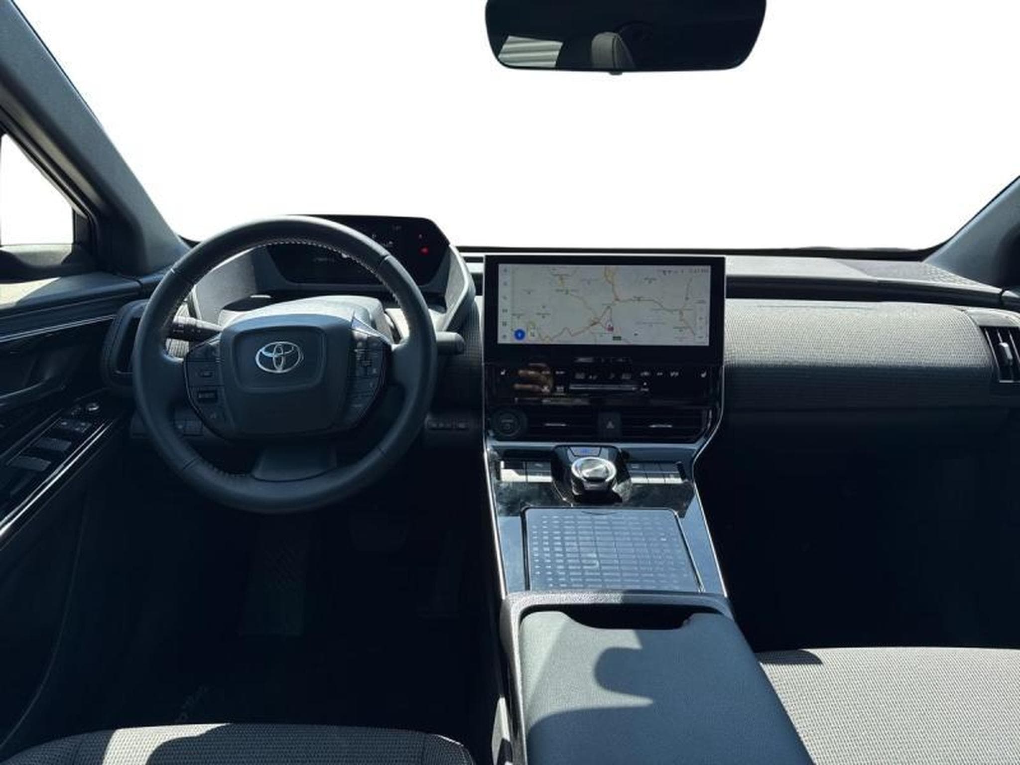 Toyota bZ4X Style (2023) - Photo 8
