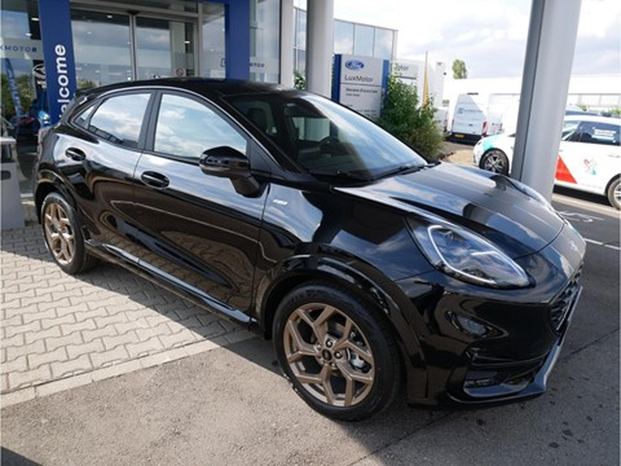 Ford Puma ST-Line Gold Edition 1.0i EcoBoost mHEV 155ps A7 GAR 09/2027 (2022) - Photo 3