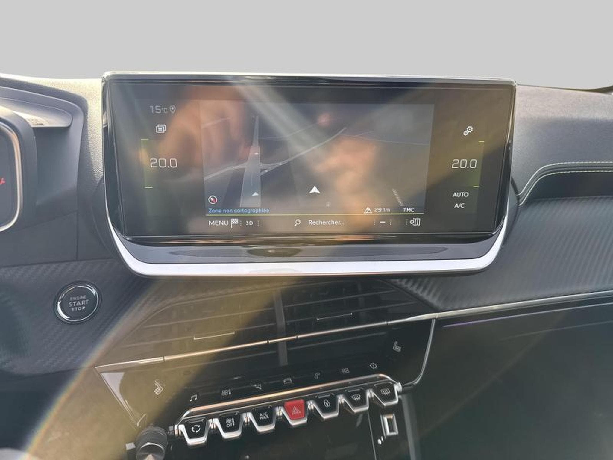 Peugeot 208 GT Line (2023) - Photo 18