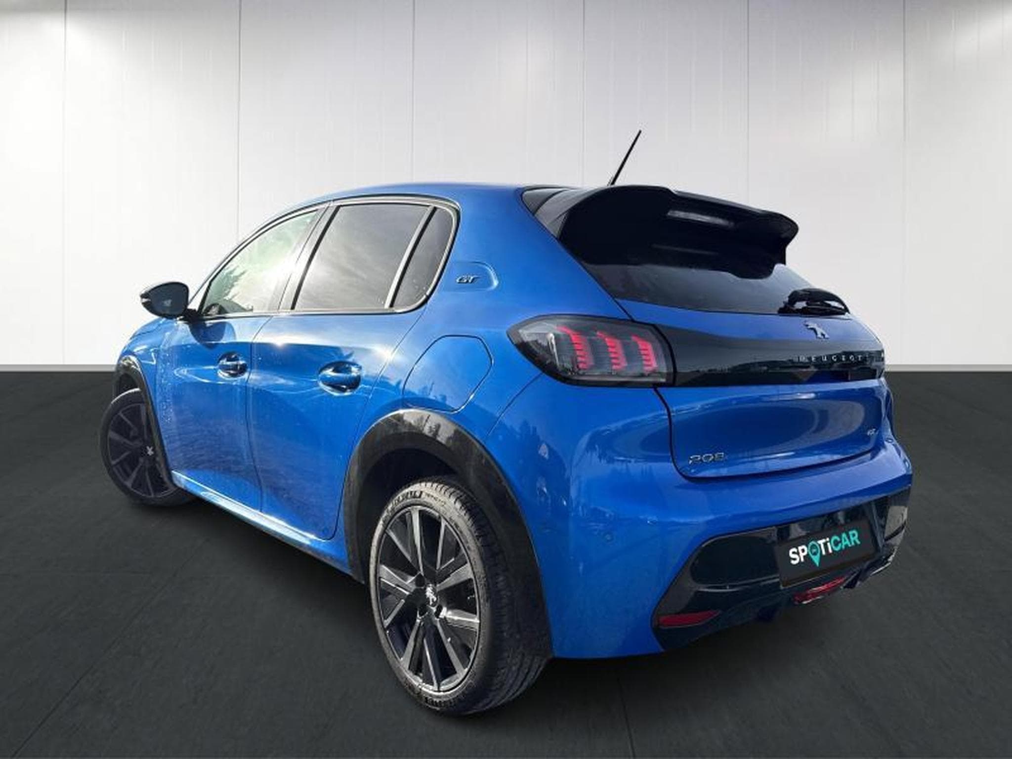 Peugeot 208 GT Line (2023) - Photo 5