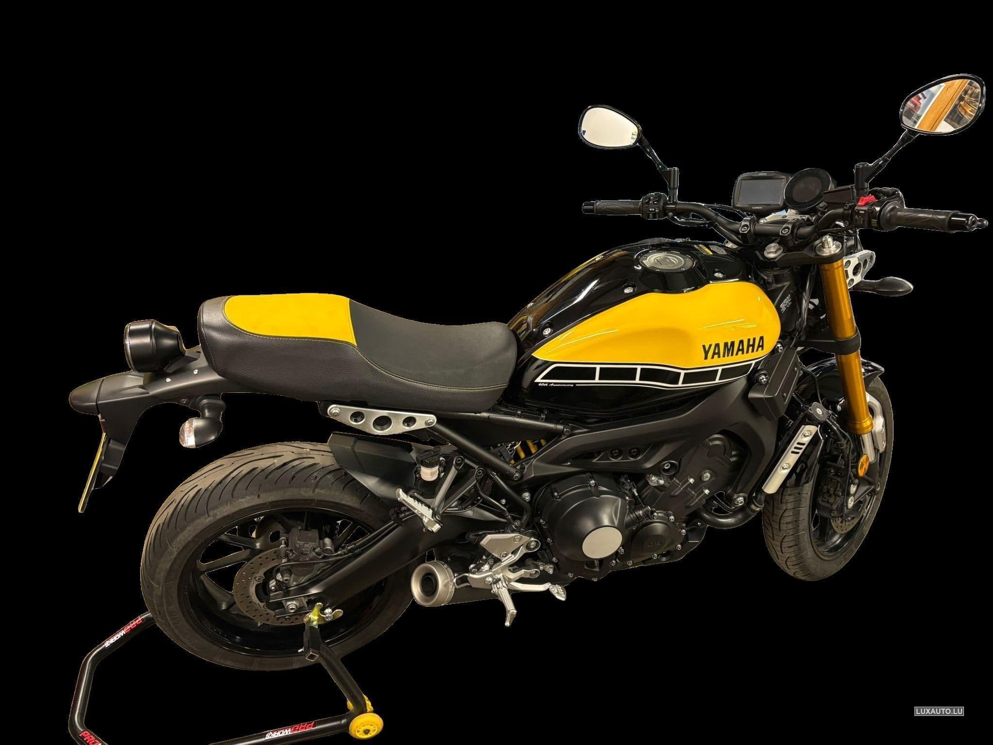 Yamaha XSR Limited edition 60th  anniversary Kenny Roberts (2016) - Photo 4