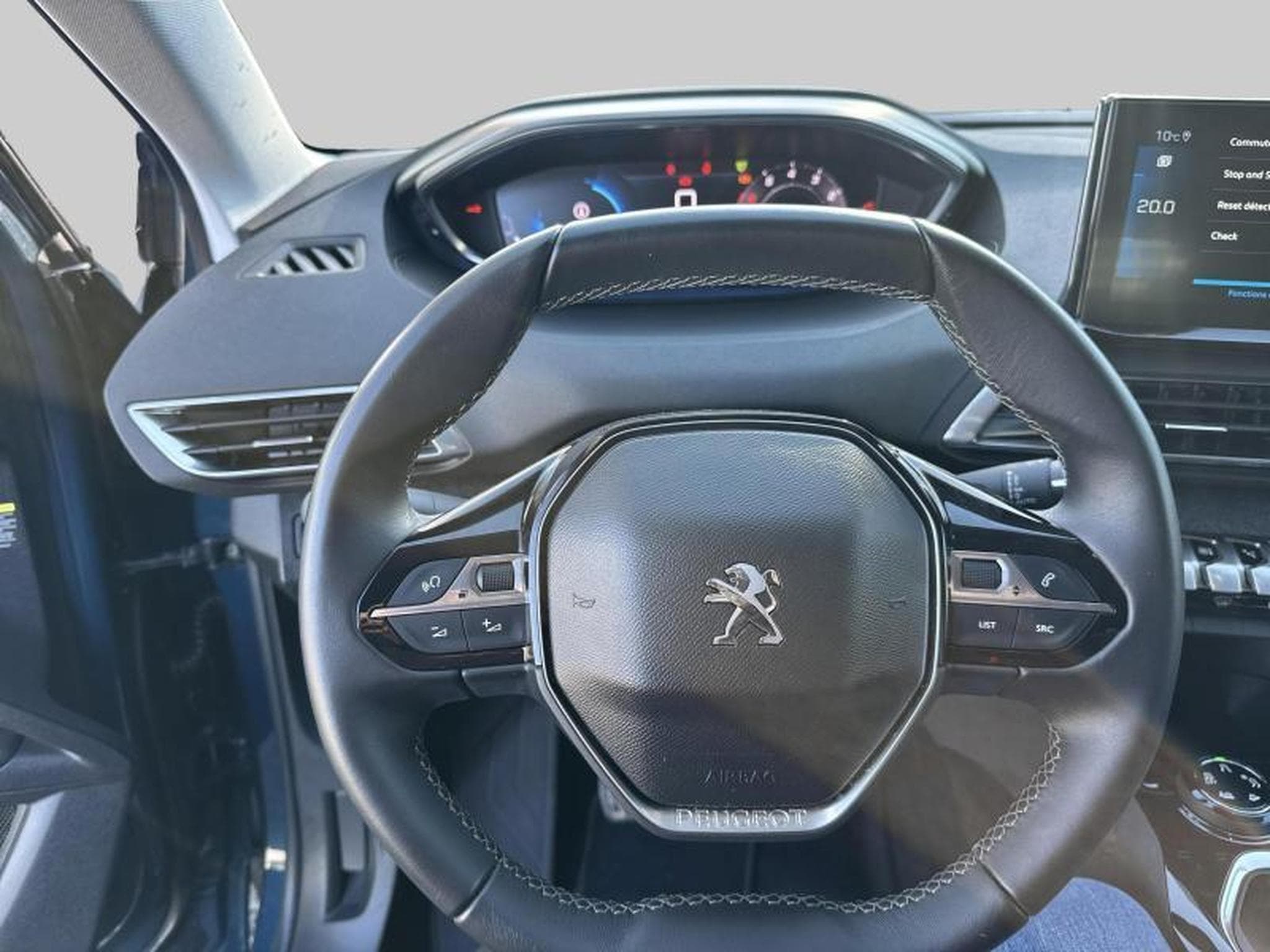 Peugeot 3008 II Allure Pack (2023) - Photo 18