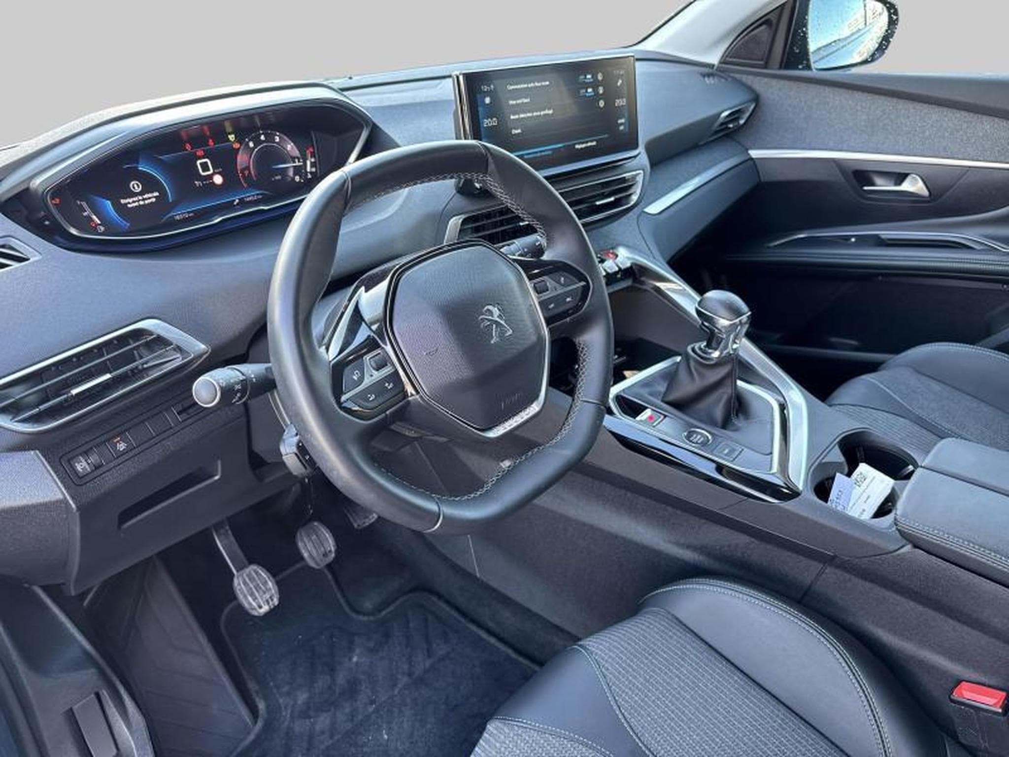 Peugeot 3008 II Allure Pack (2023) - Photo 19