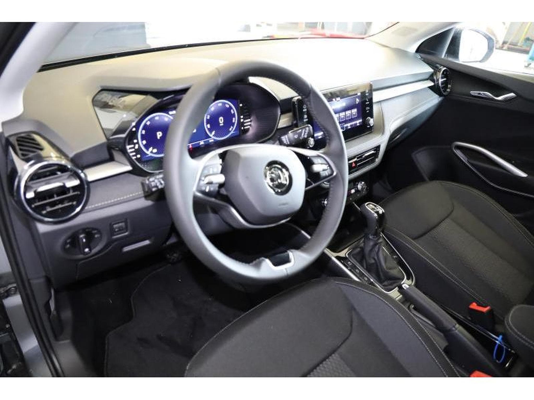 Skoda Fabia Selection (2024) - Photo 8