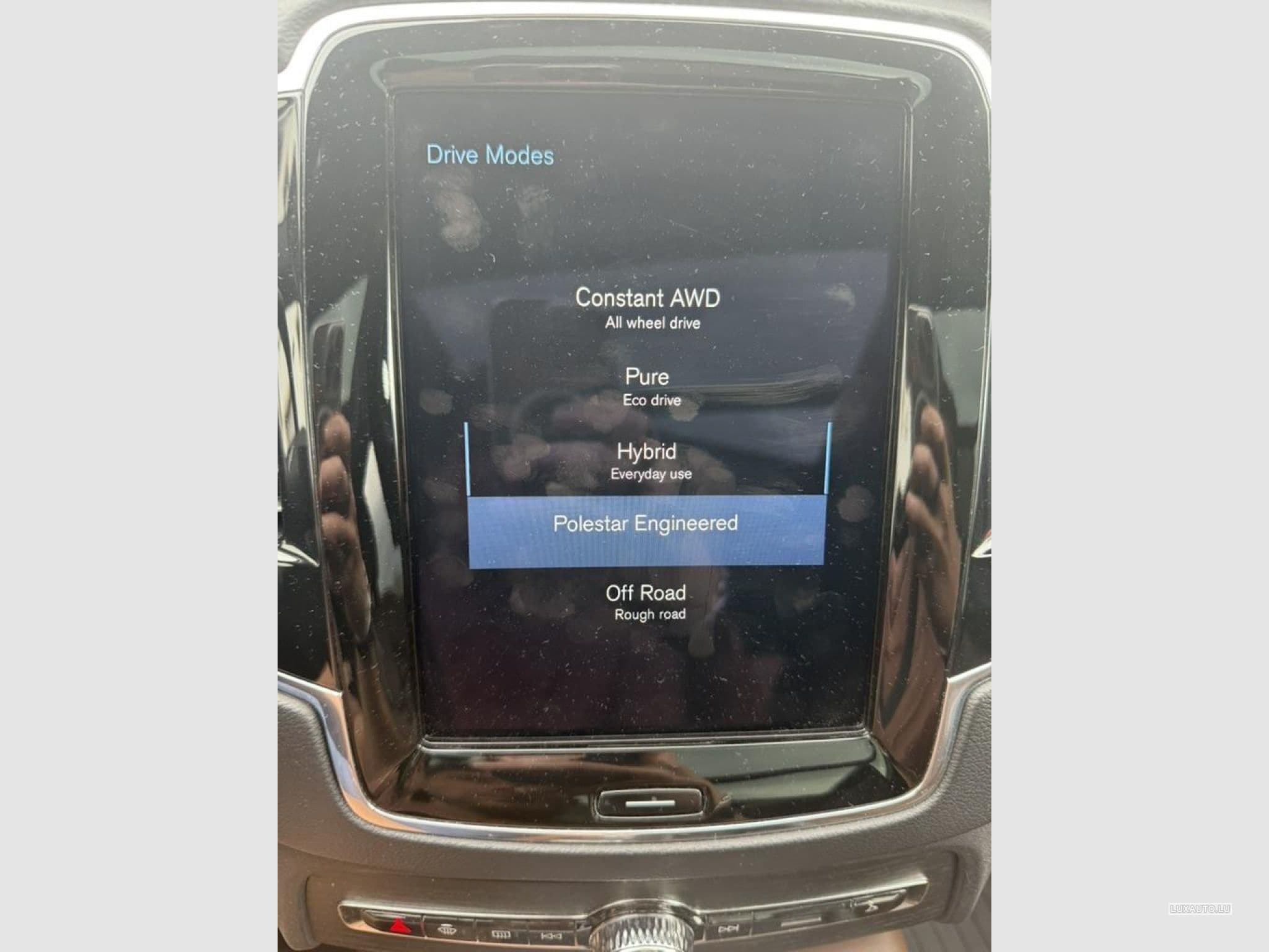 Volvo XC90 Inscription - 7 Places T8 Twin Engine (2020) - Photo 2