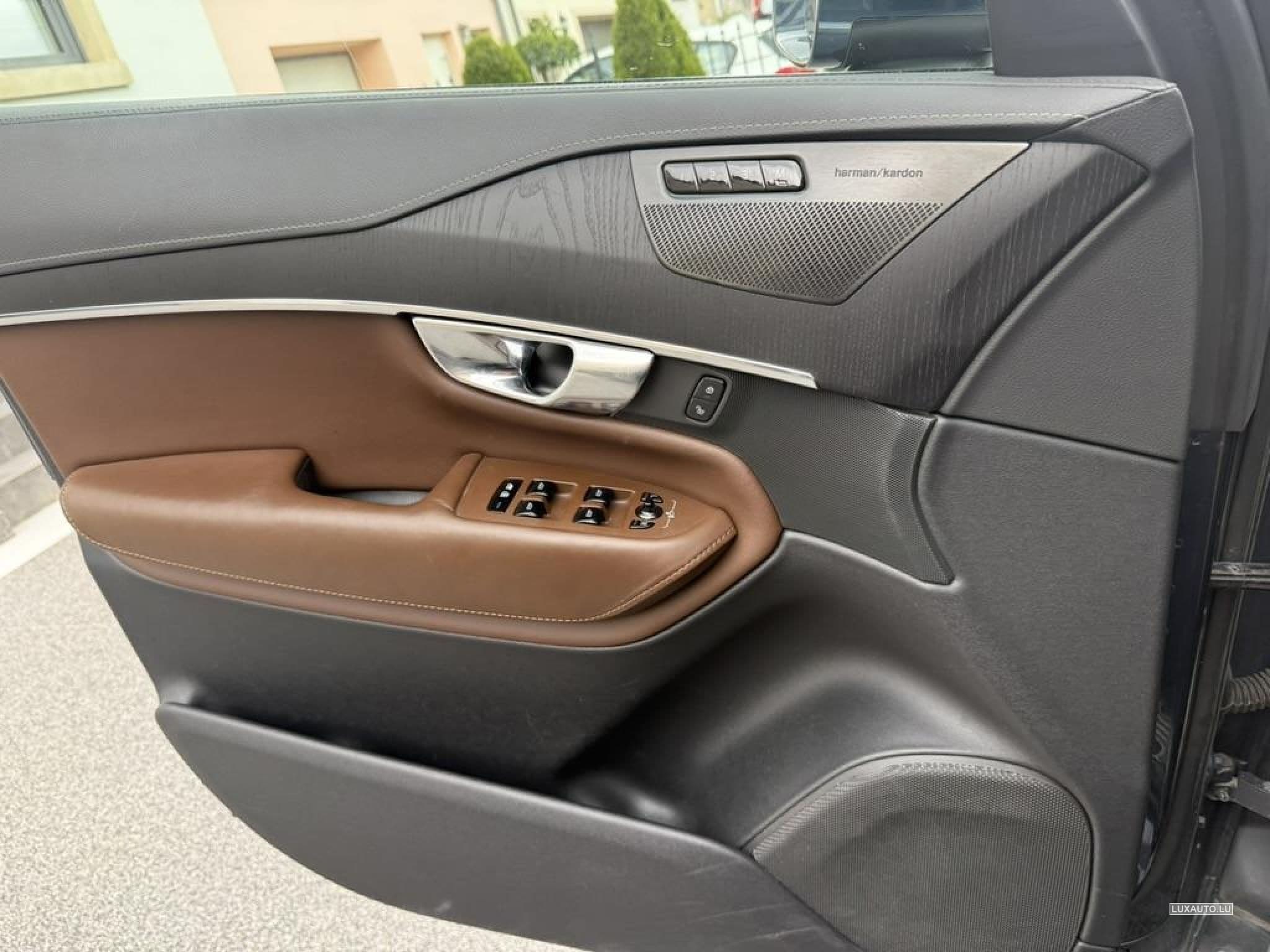 Volvo XC90 Inscription - 7 Places T8 Twin Engine (2020) - Photo 6