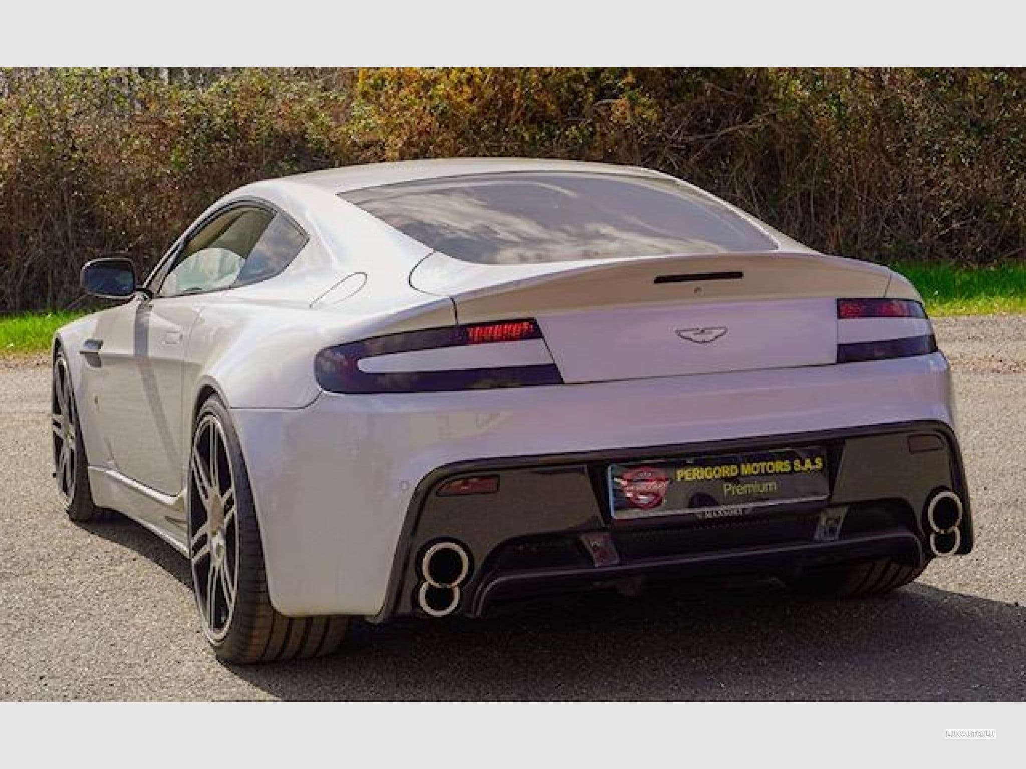 Aston-Martin V8 Vantage MANSORY (2008) - Photo 8