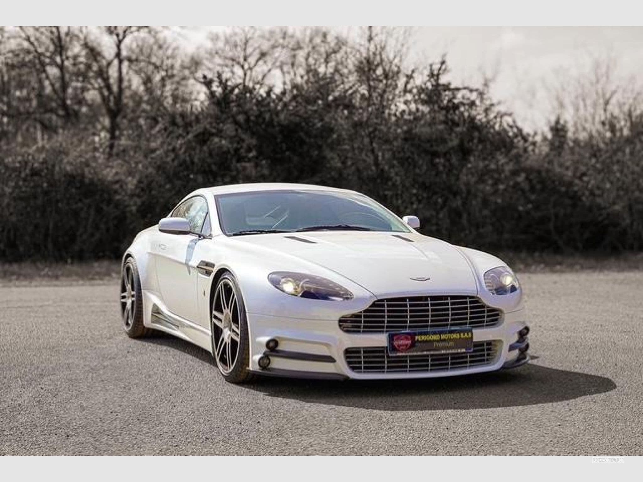 Aston-Martin V8 Vantage MANSORY (2008) - Photo 9