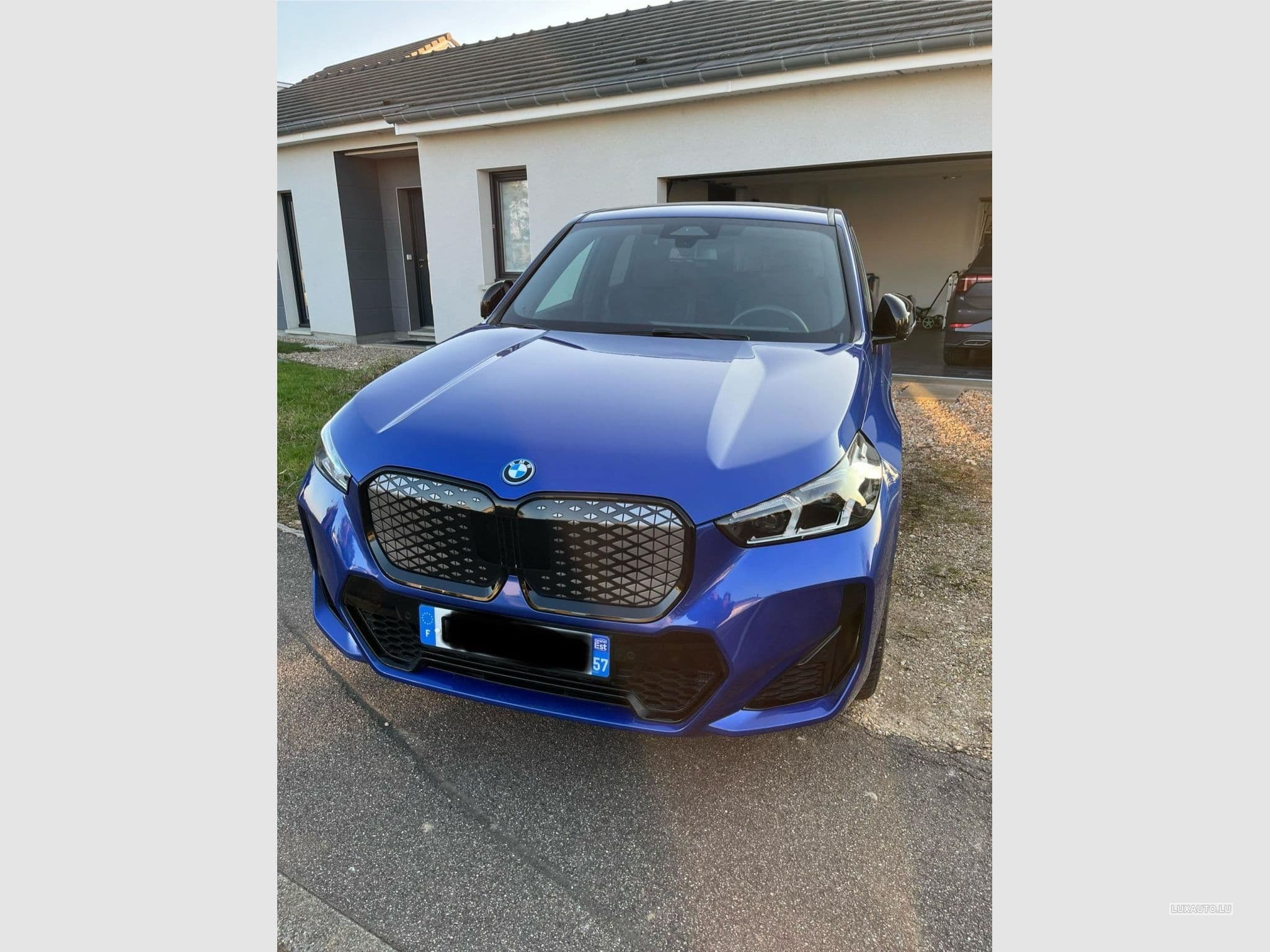 BMW iX1 Sport M (2024) - Photo 12