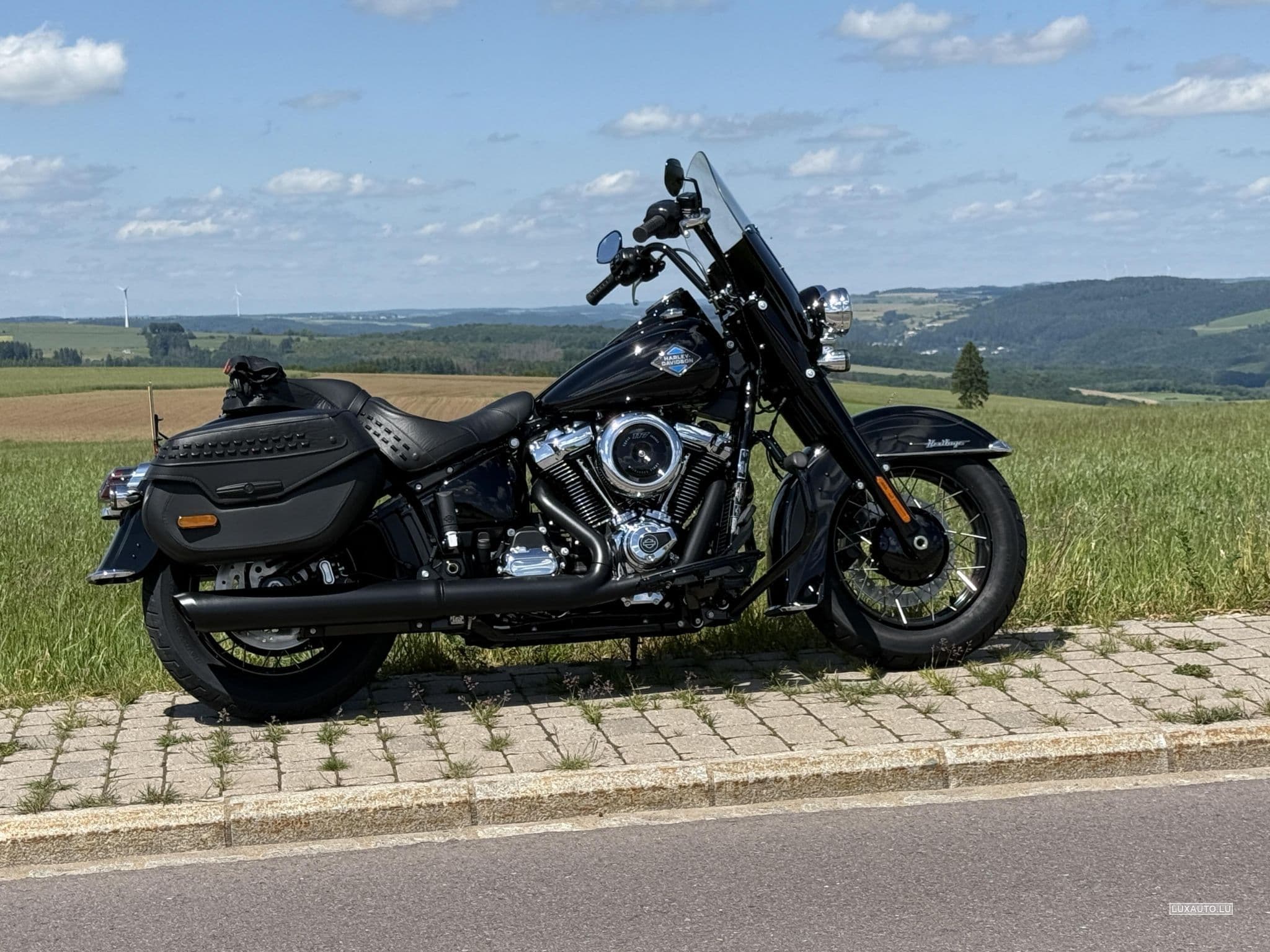 Harley-Davidson Heritage Softail Classic (2025) - Photo 4