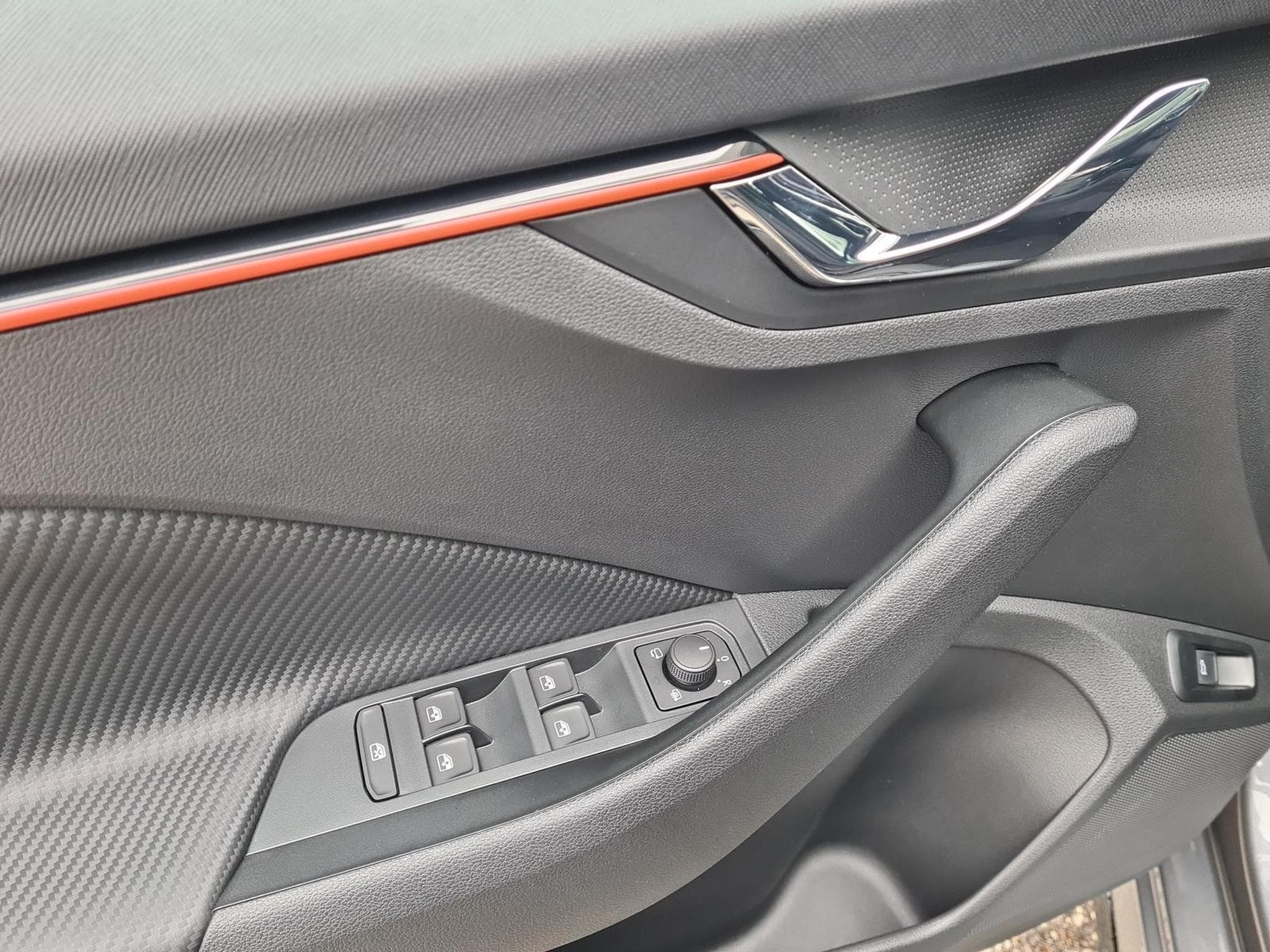 Skoda Kamiq Monte Carlo (2026) - Photo 11