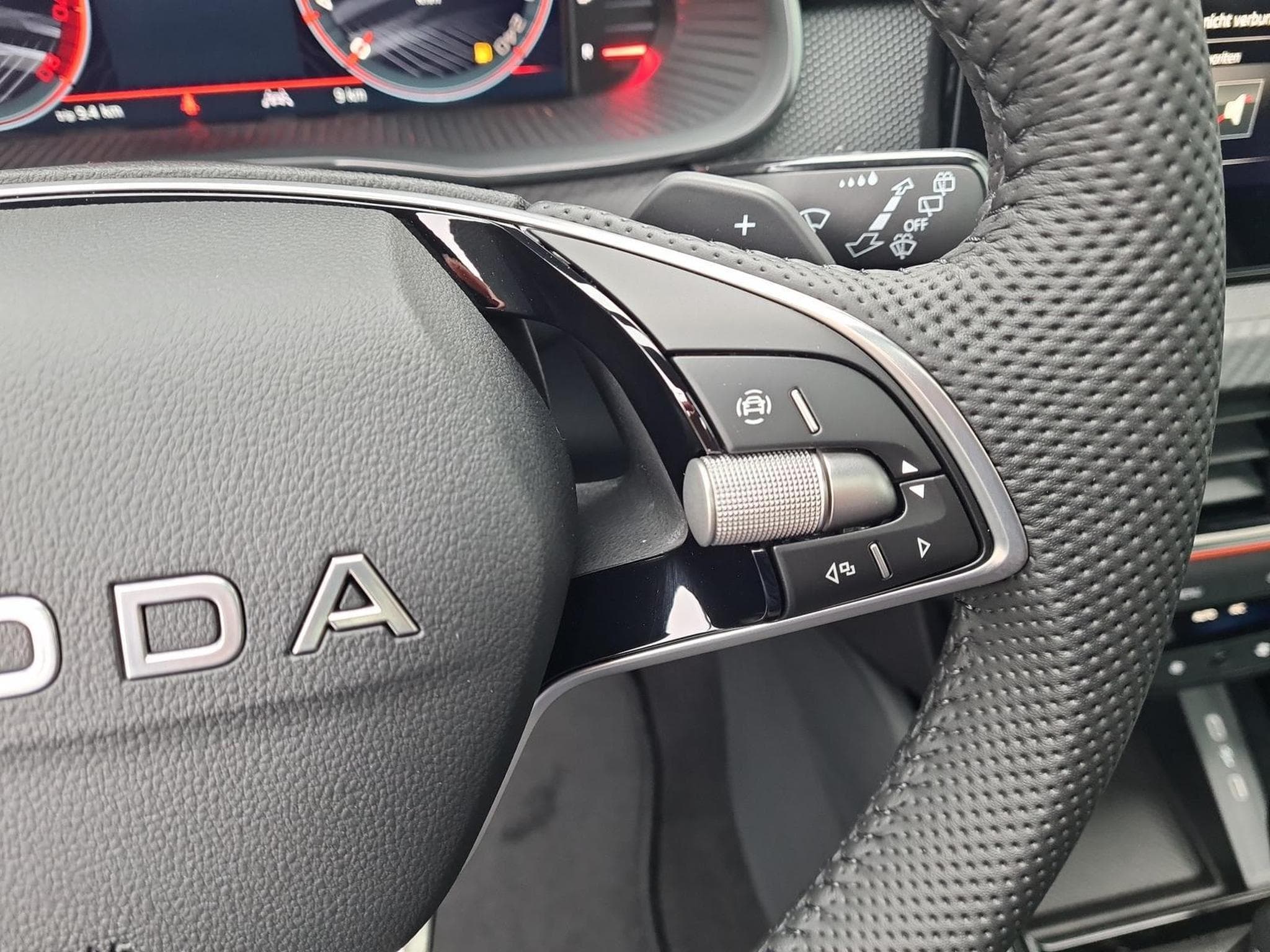 Skoda Kamiq Monte Carlo (2026) - Photo 15