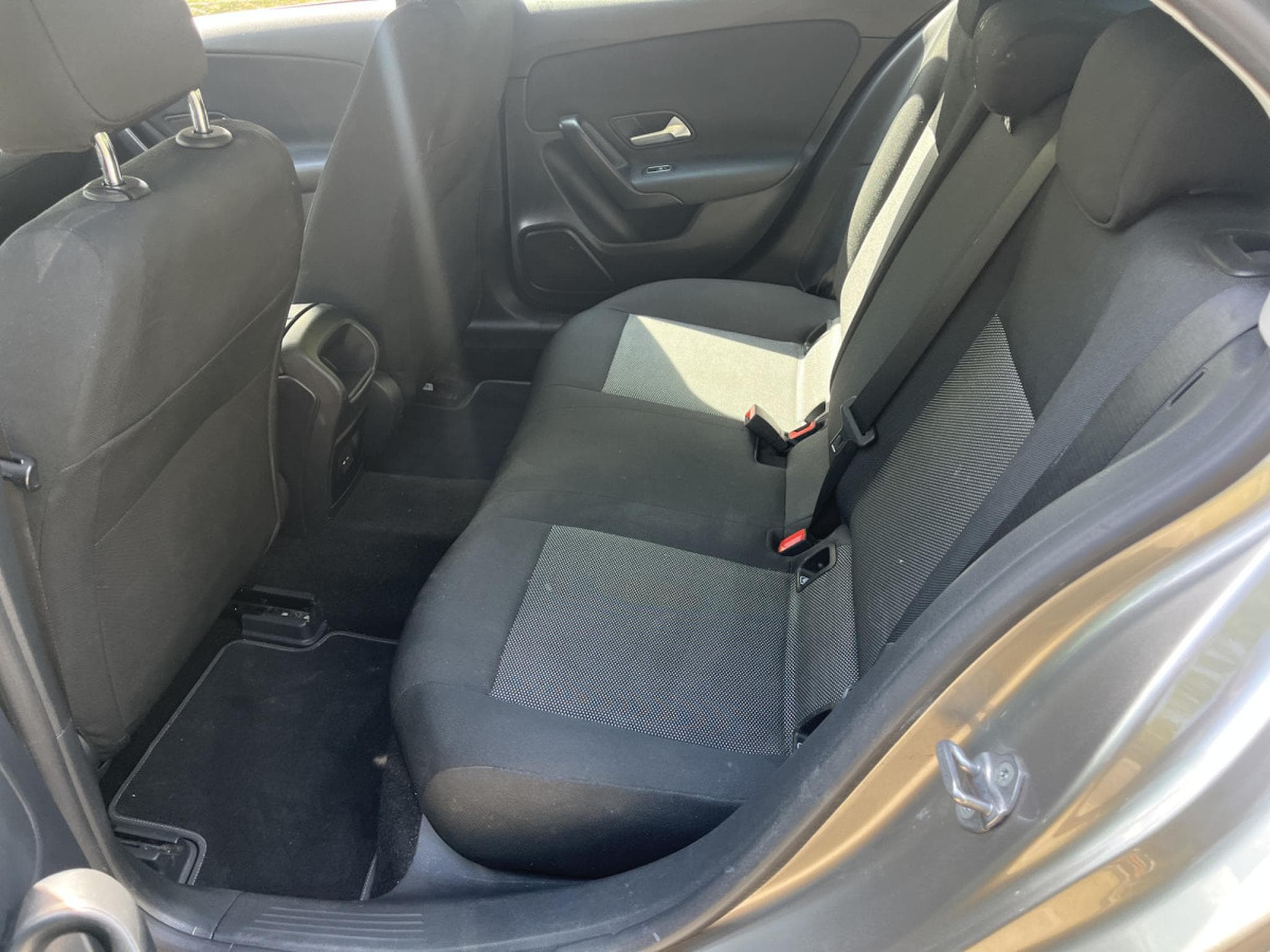 Mercedes A 180 D (2020) - Photo 7