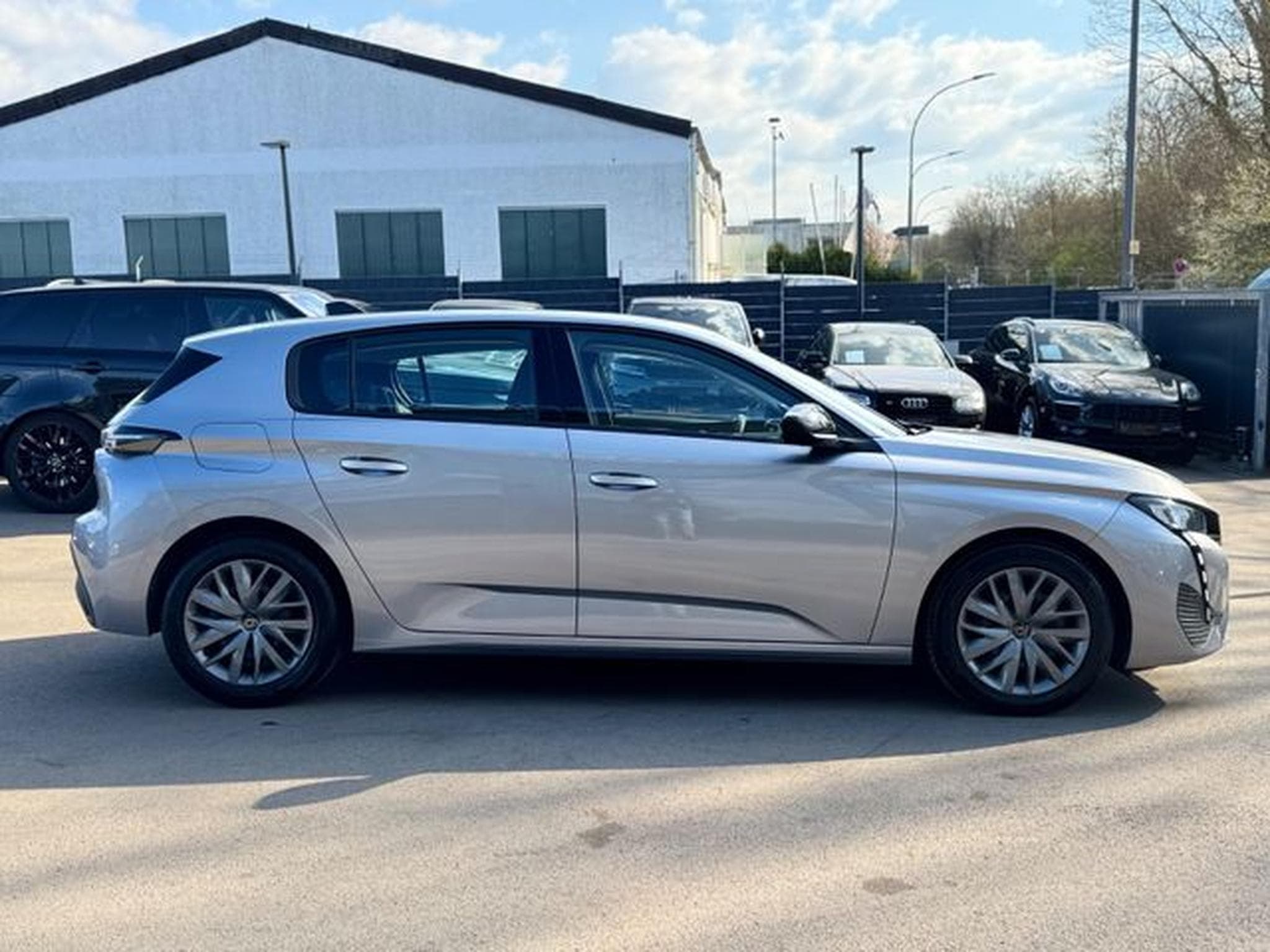Peugeot 308 308*NAVI*APPLE CAR*SHZ*KLIMA*26.TKM*EURO 6* (2022) - Photo 14