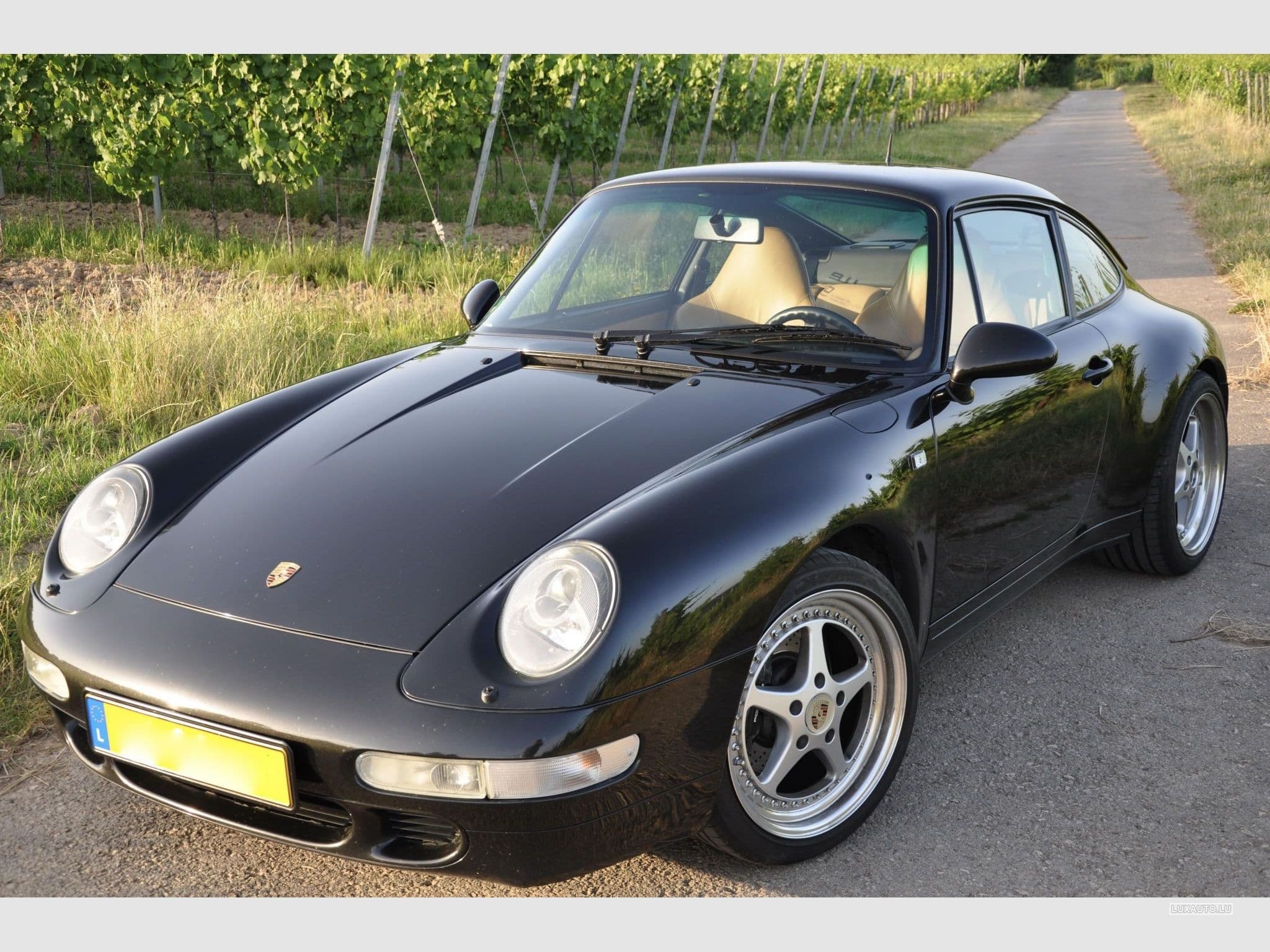 Porsche 911 Carrera 2 (1997) - Photo 2