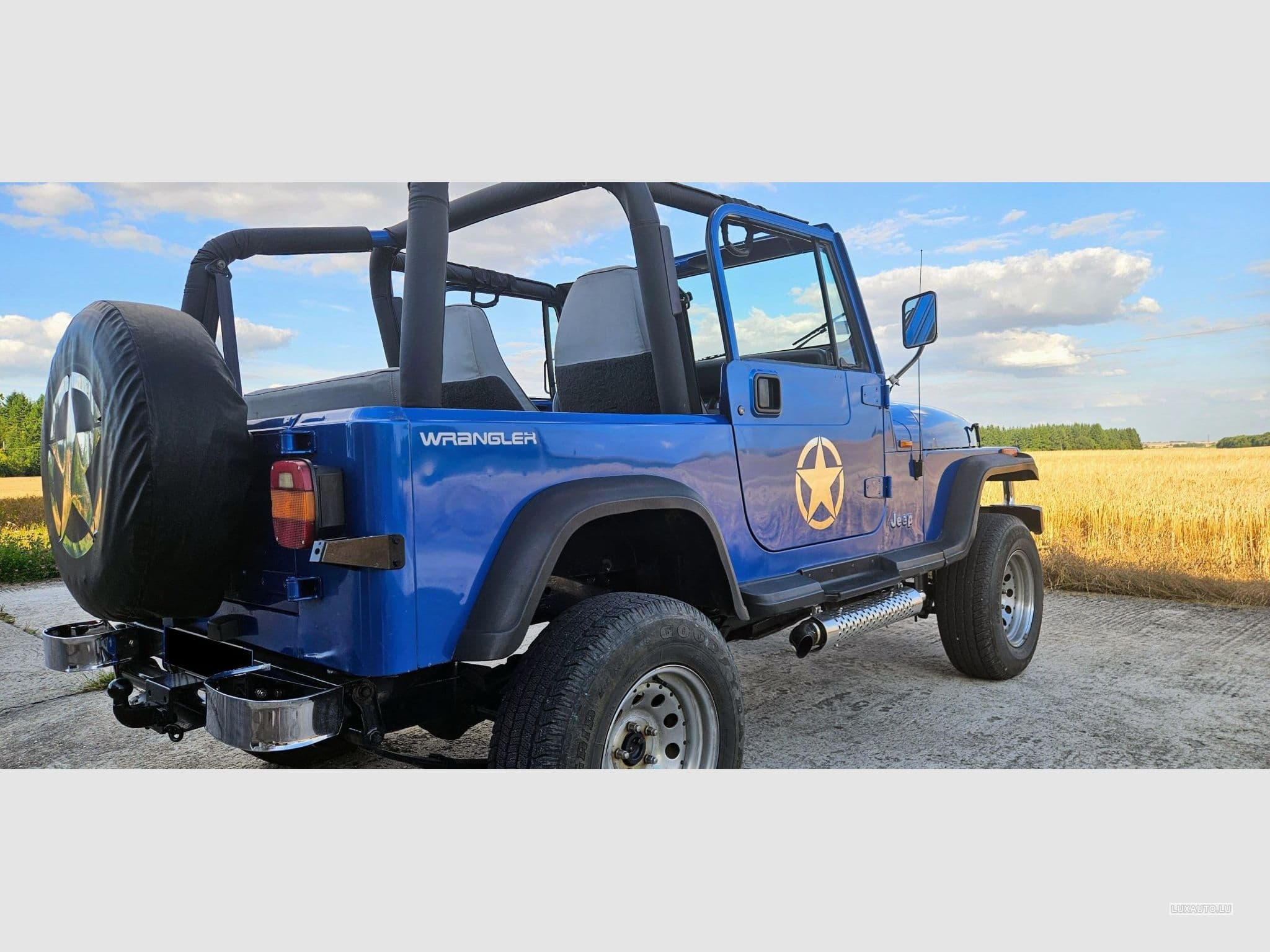Jeep Wrangler (1993) - Photo 6