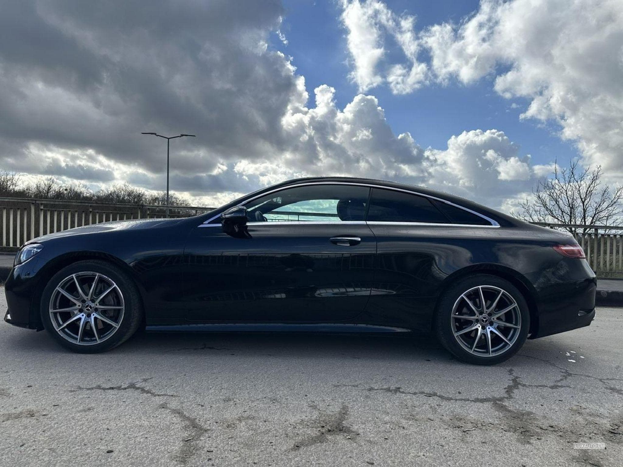 Mercedes E 220 d AMG Facelift Multibeam (2021) - Photo 3