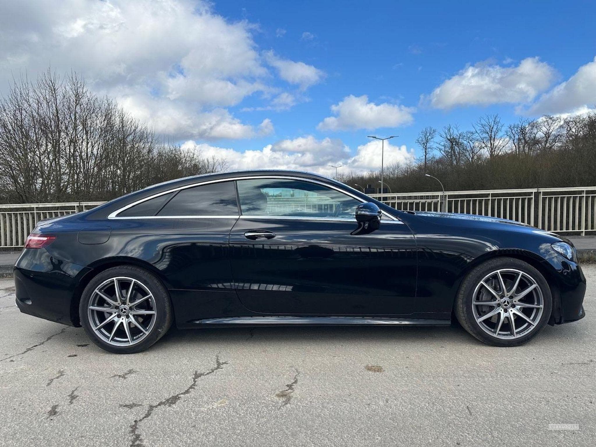 Mercedes E 220 d AMG Facelift Multibeam (2021) - Photo 4