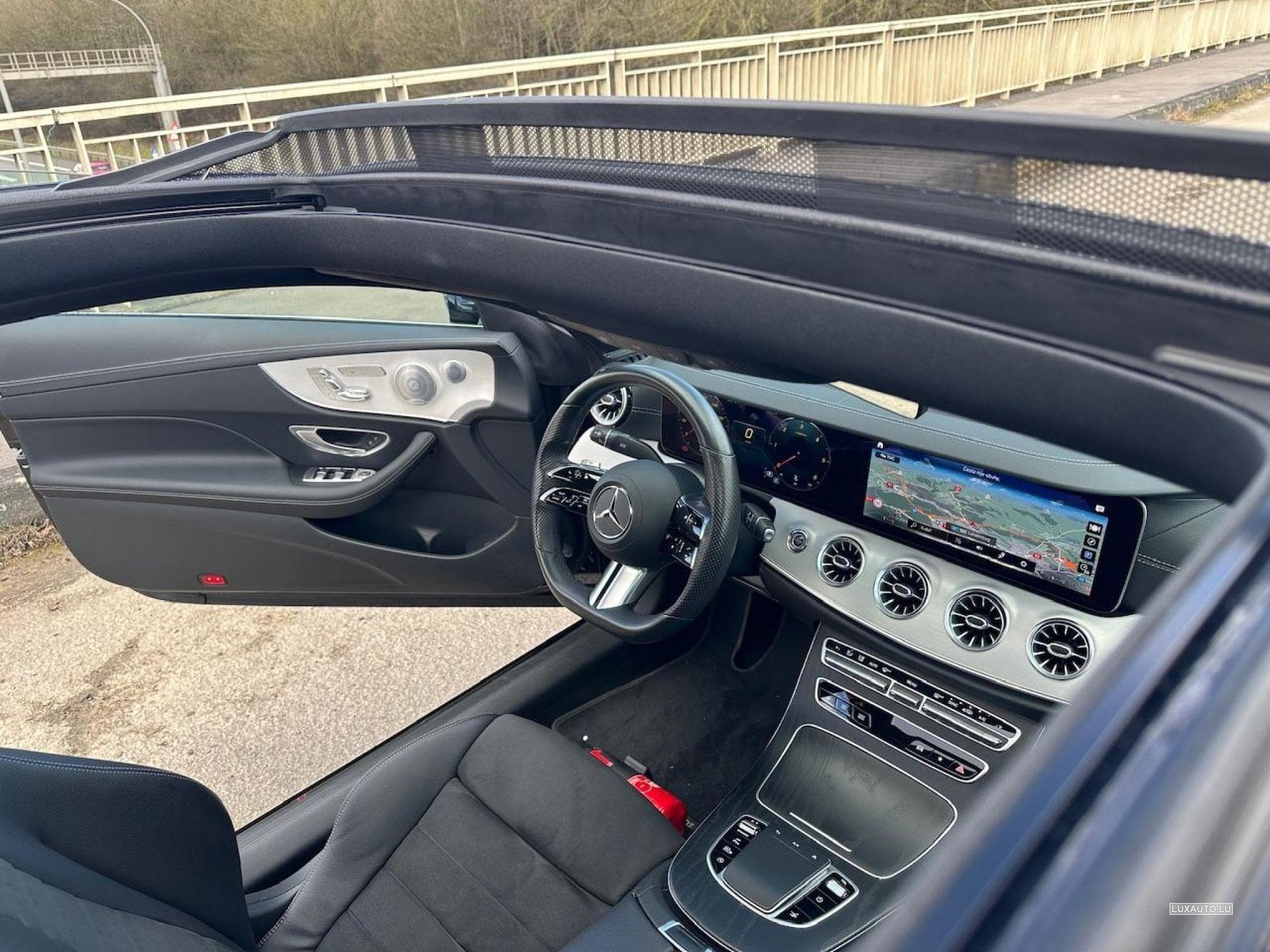Mercedes E 220 d AMG Facelift Multibeam (2021) - Photo 8