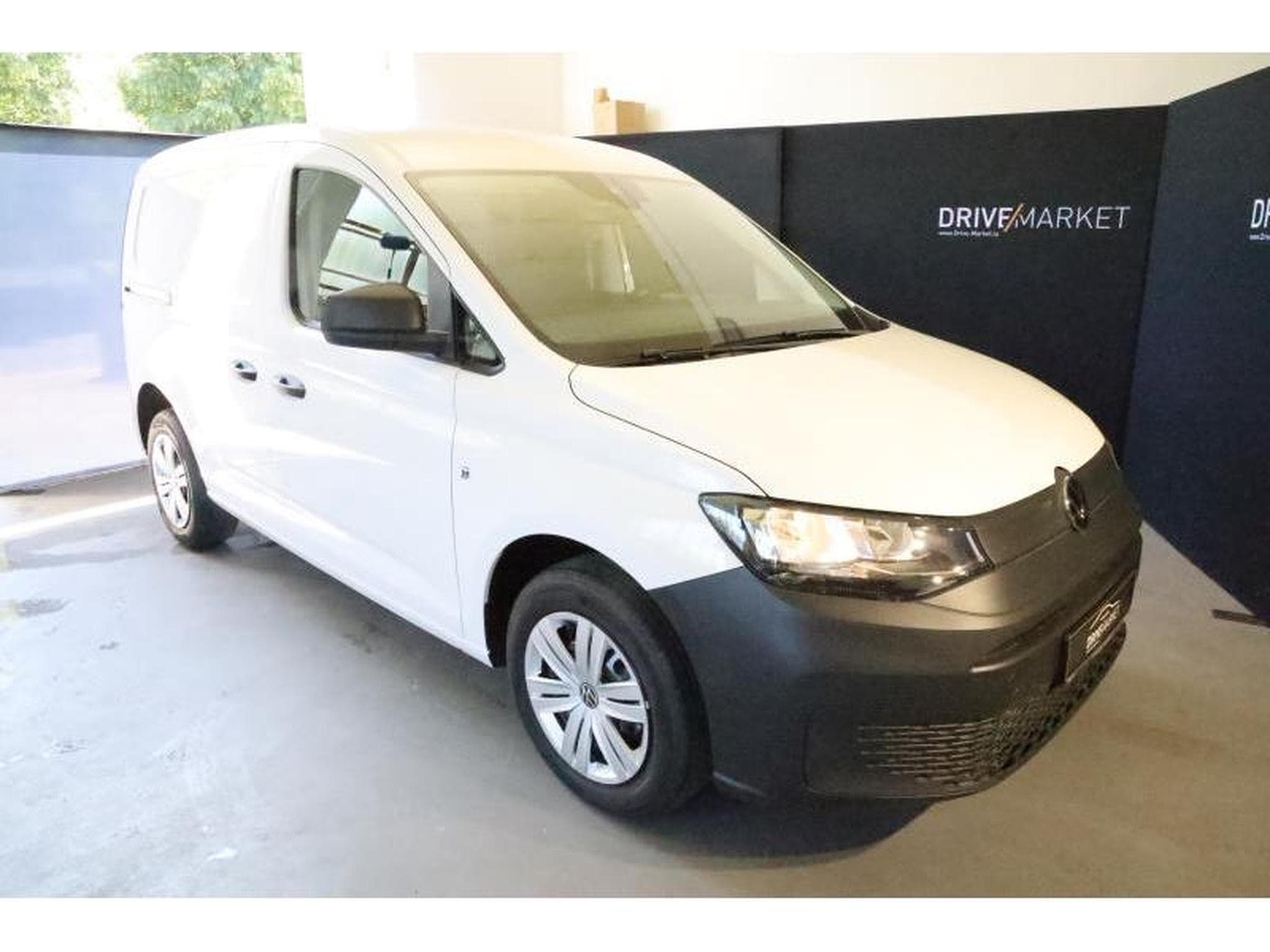 VW Caddy V Fourgon (2025) - Photo 1
