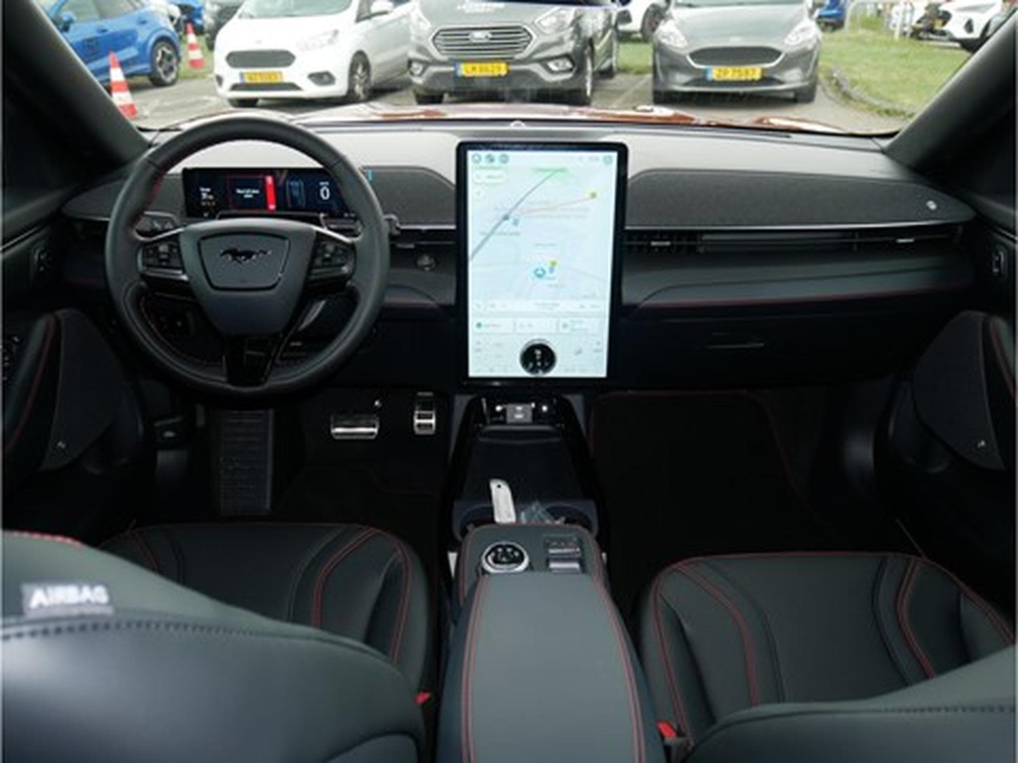 Ford Mustang Mach-E Premium AWD 99kWh Extended Range 351ch/258kW - A1 (2025) - Photo 4