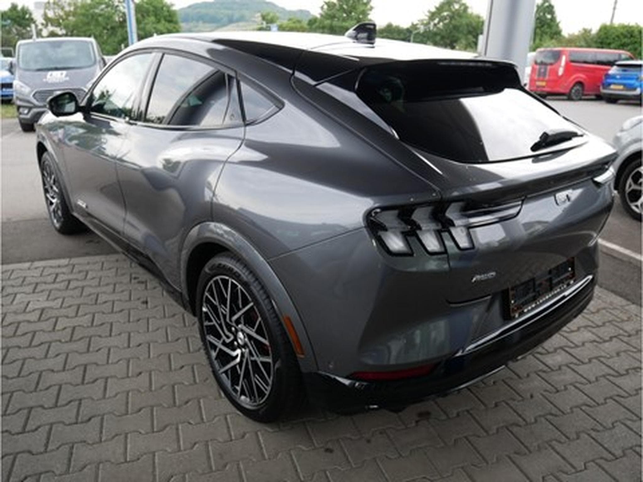Ford Mustang Mach-E GT 99kWh Extended Range 487ch/258kW  AWD- A1 (2025) - Photo 3
