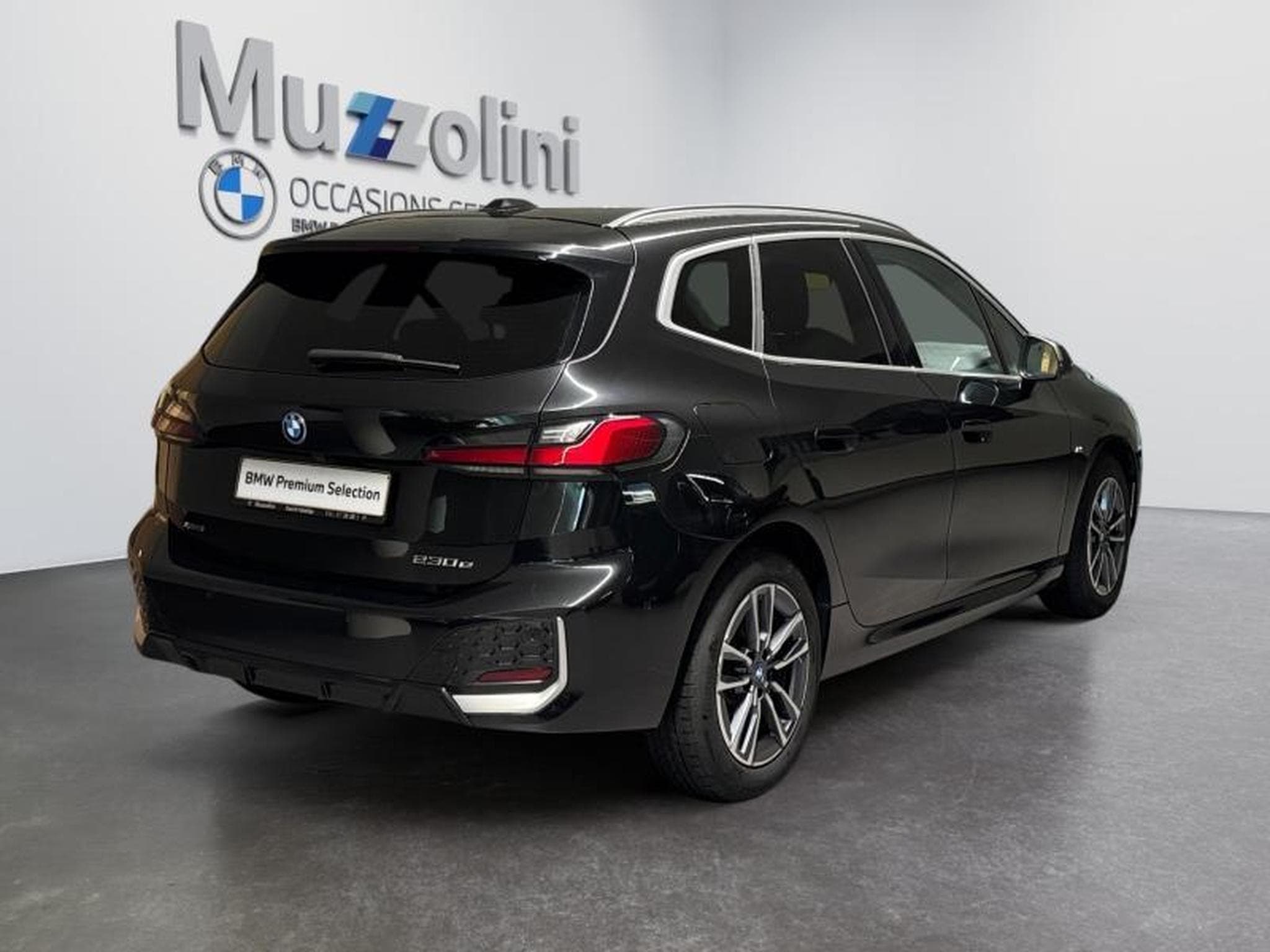 BMW 230 xDrive Active Tourer (2024) - Photo 2