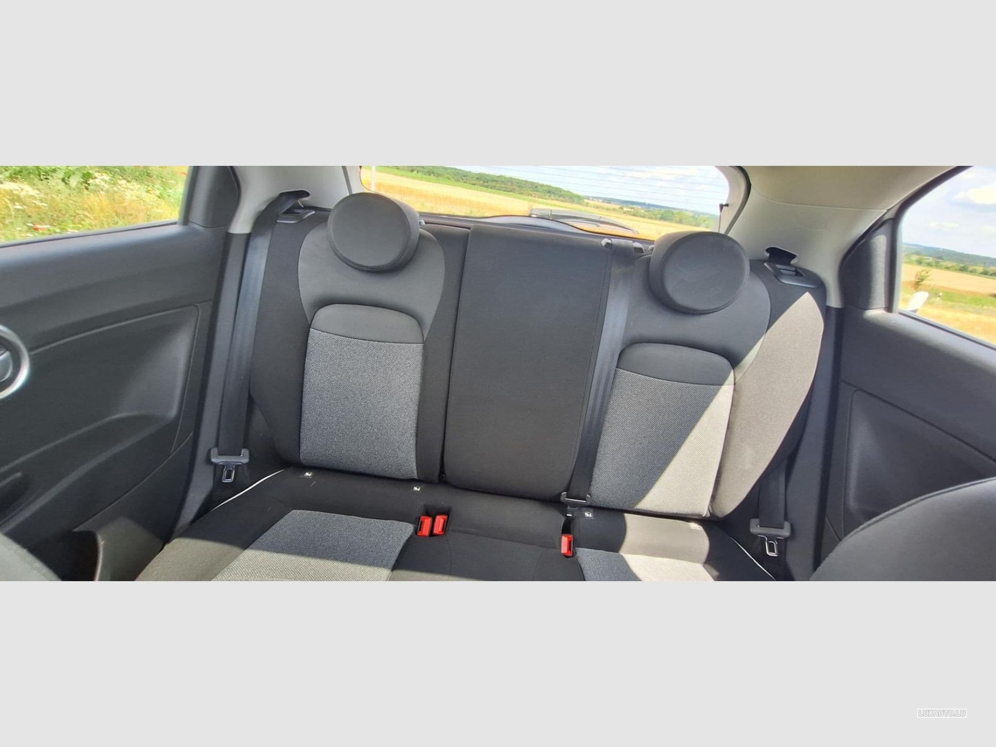 Fiat 500X FOREVER YOUNG 1.6 MULTIJET 115CH (2018) - Photo 9