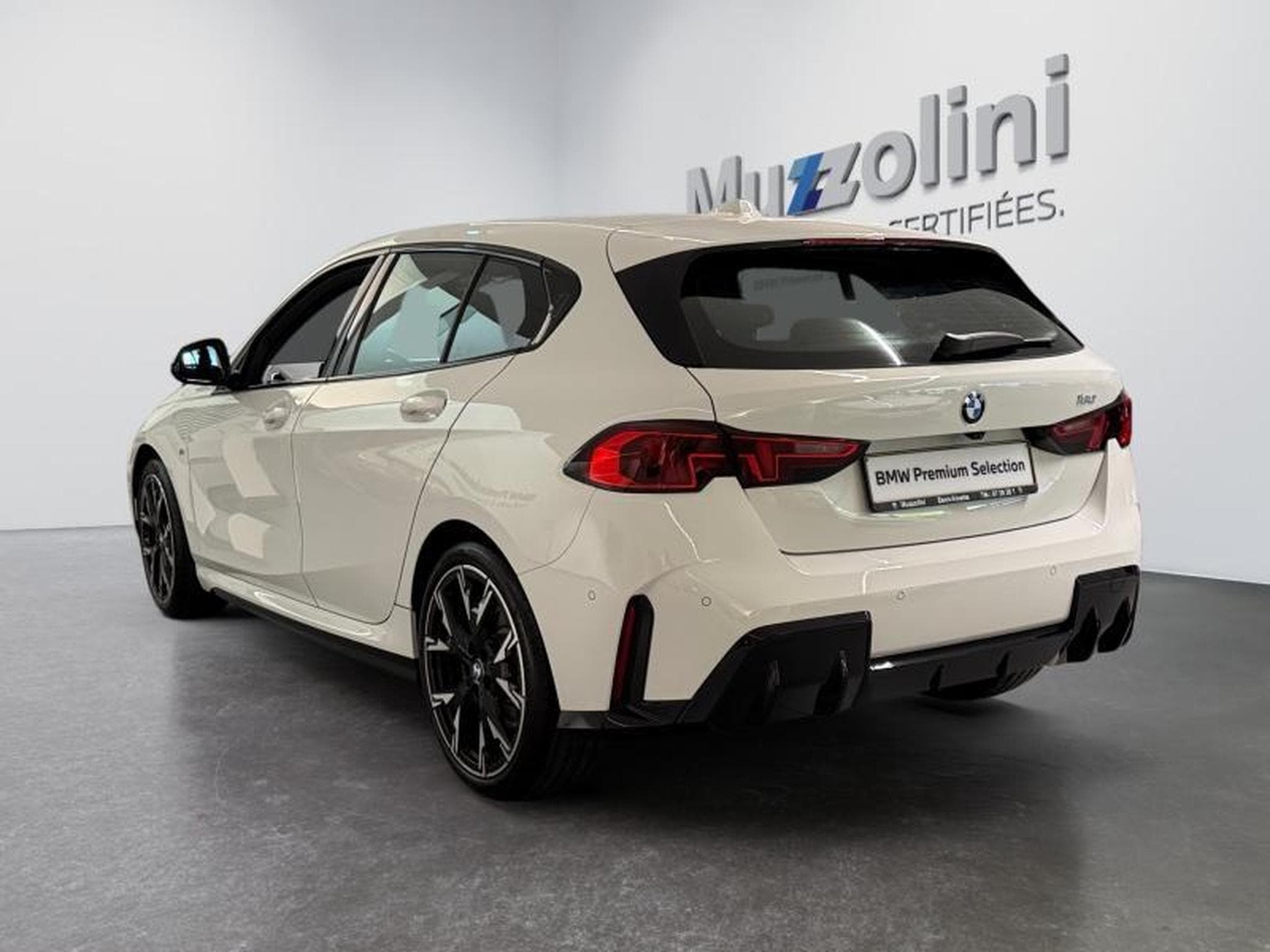 BMW 120 120i (2024) - Photo 8
