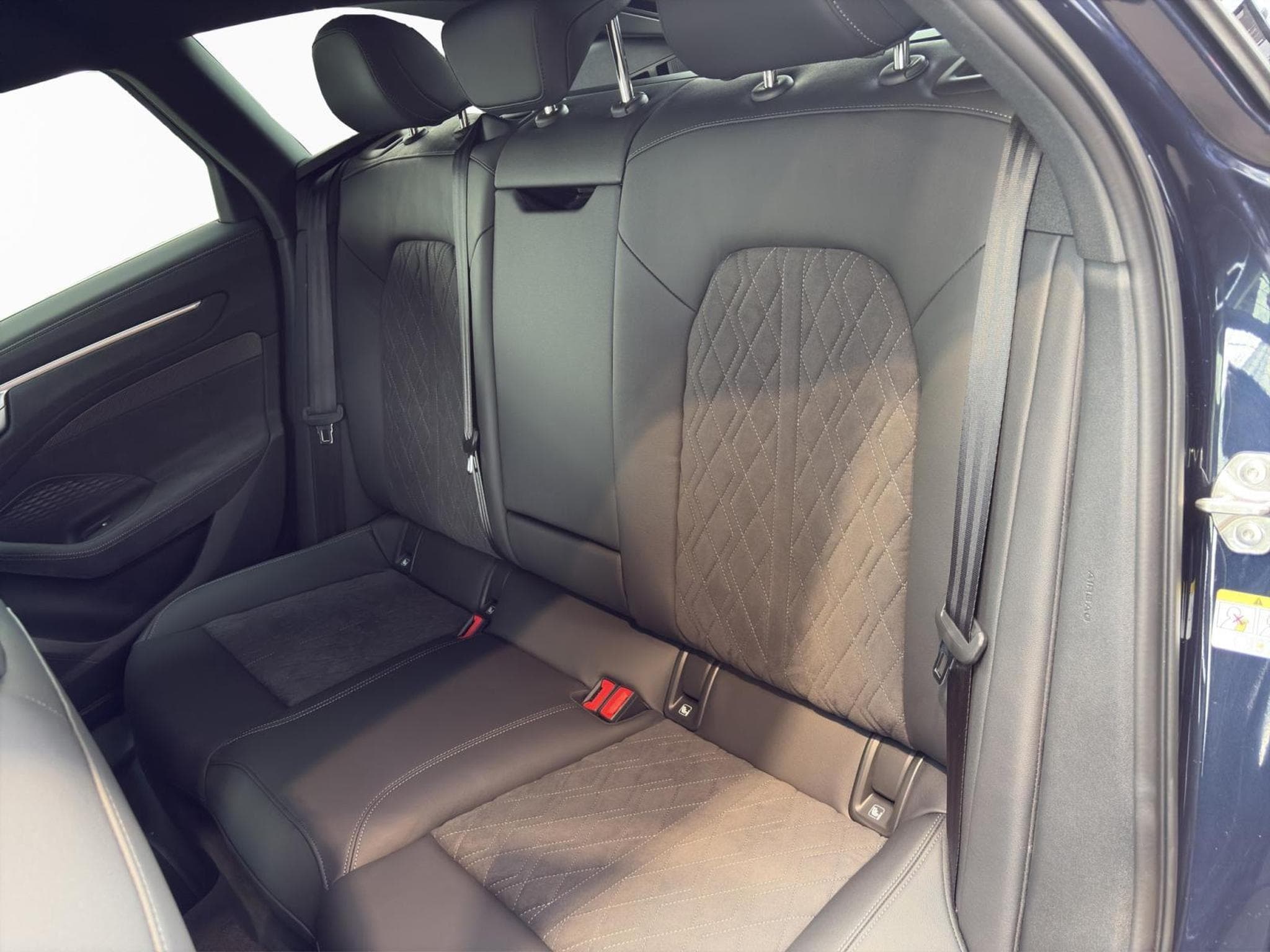 Audi A6 Avant TDI quattro S tronic (2025) - Photo 15