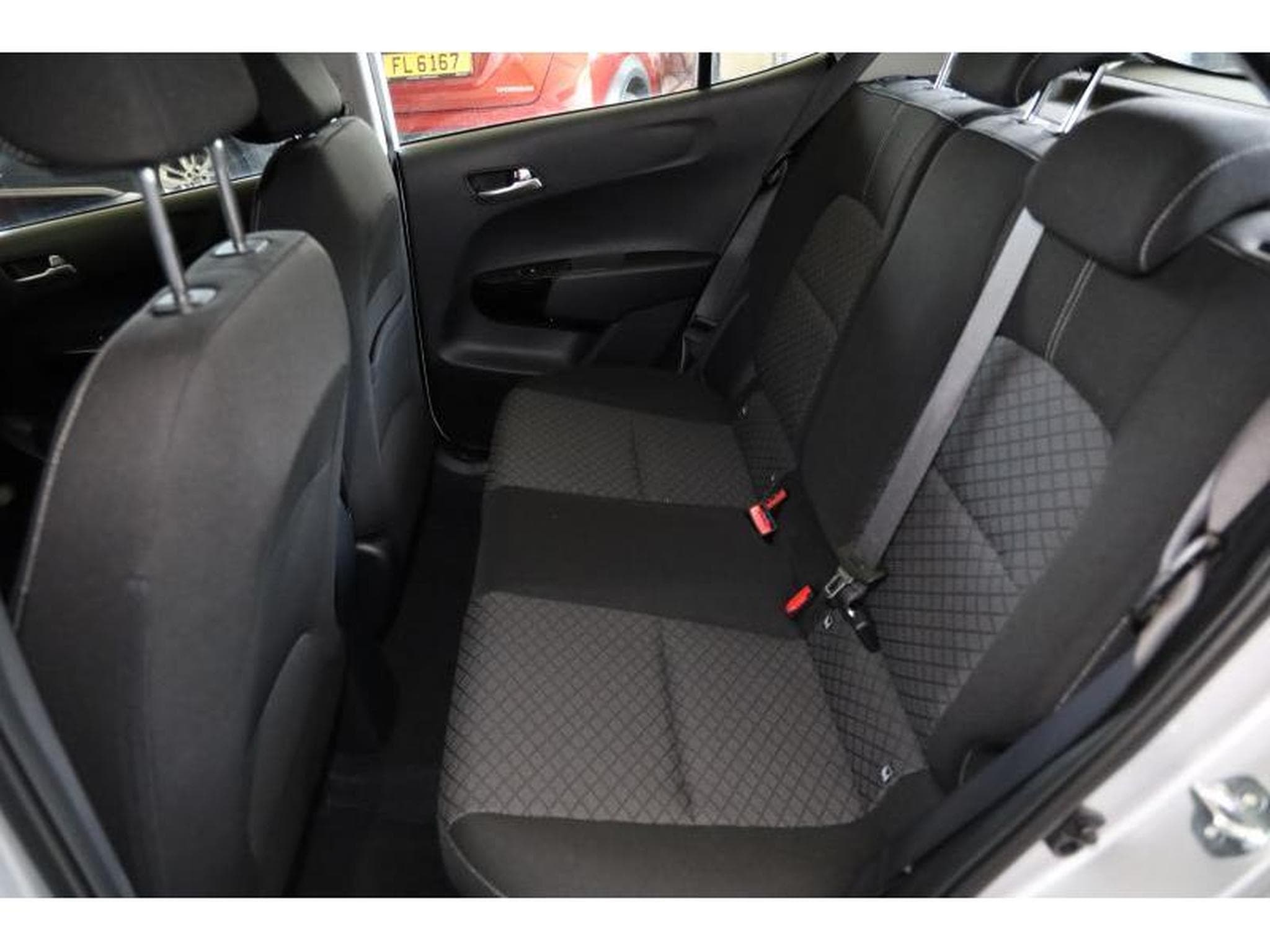 Kia Picanto Pulse (2024) - Photo 10