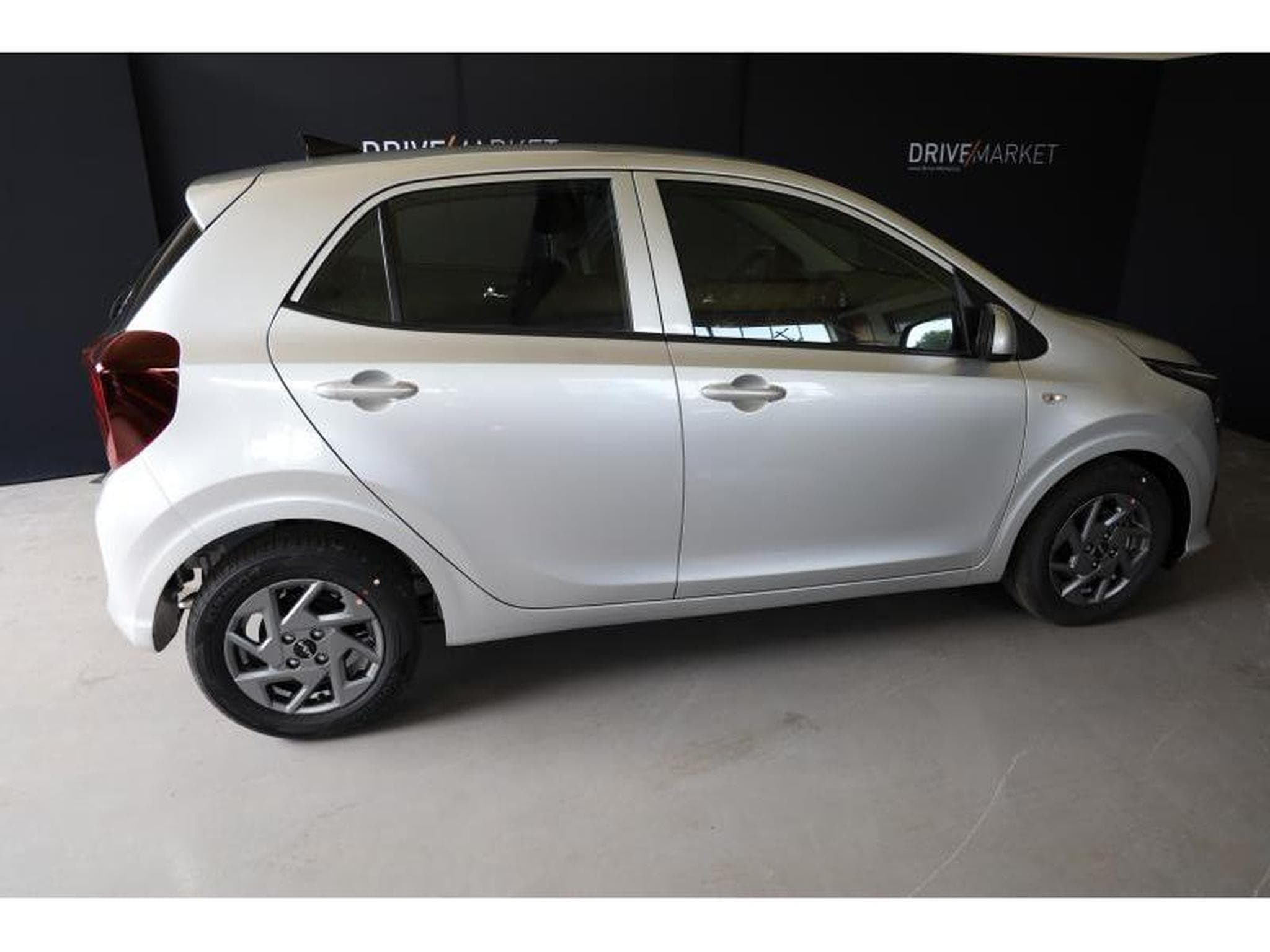 Kia Picanto Pulse (2024) - Photo 12