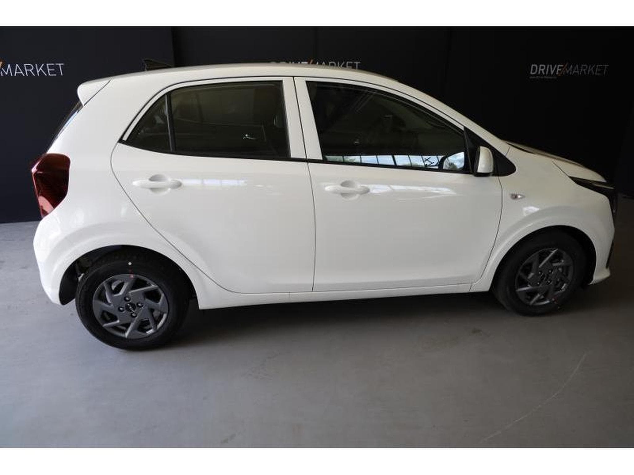 Kia Picanto Pulse (2024) - Photo 13