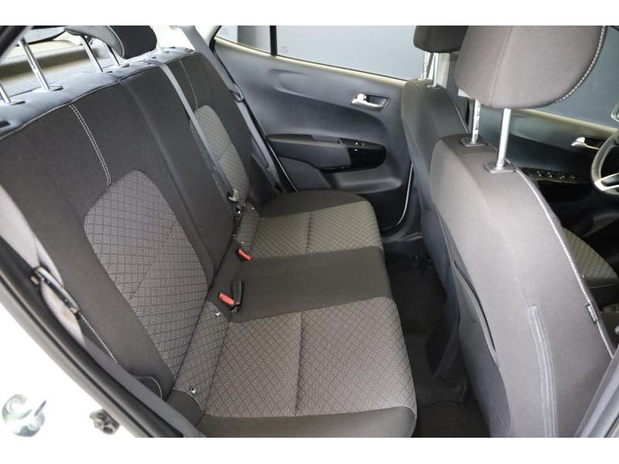 Kia Picanto Pulse (2024) - Photo 9