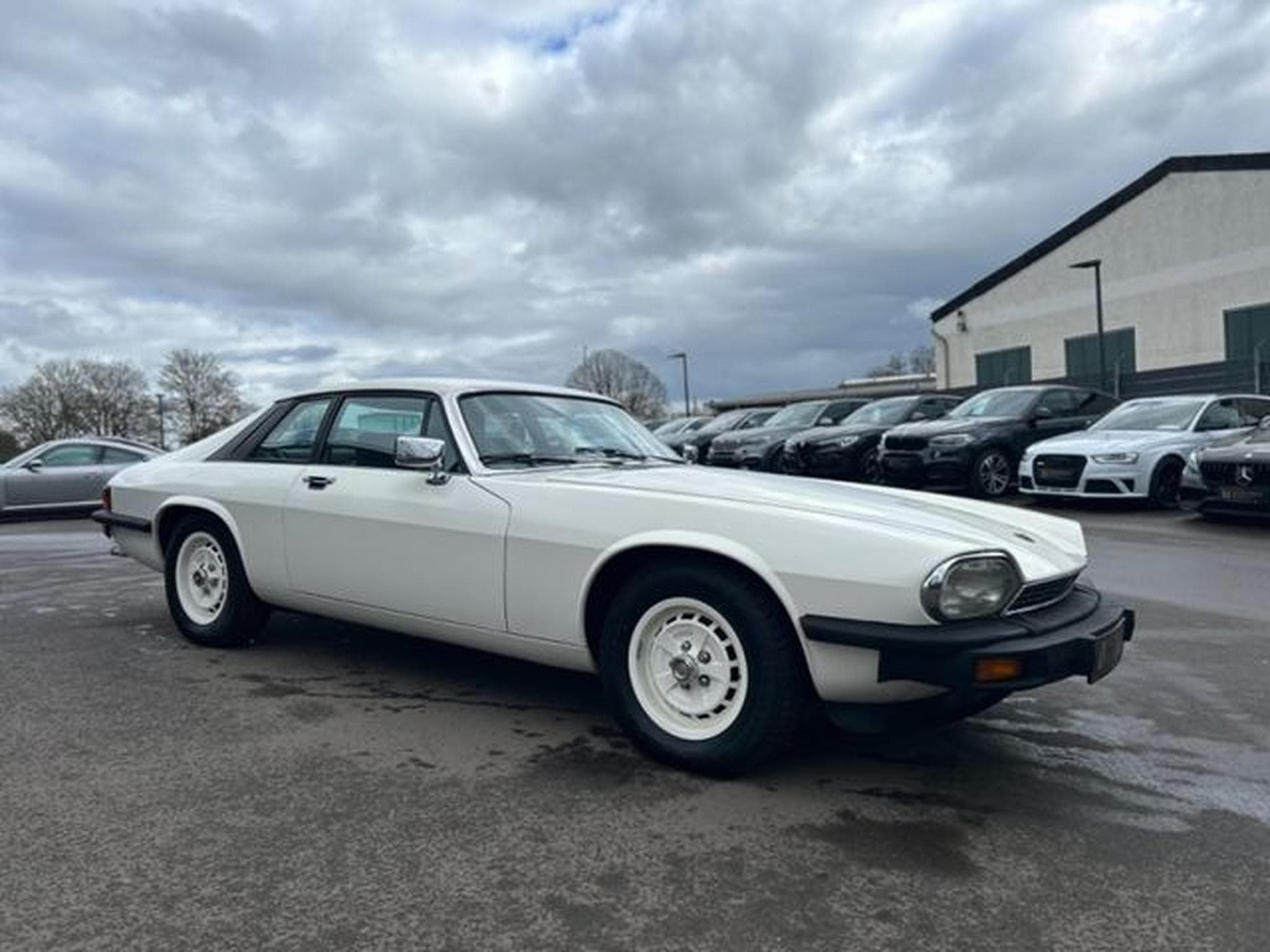 Jaguar XJS XJS COUPE V12*AUT.*ORIGINAL*DT.AUSLIEFERUNG* (1979) - Photo 5