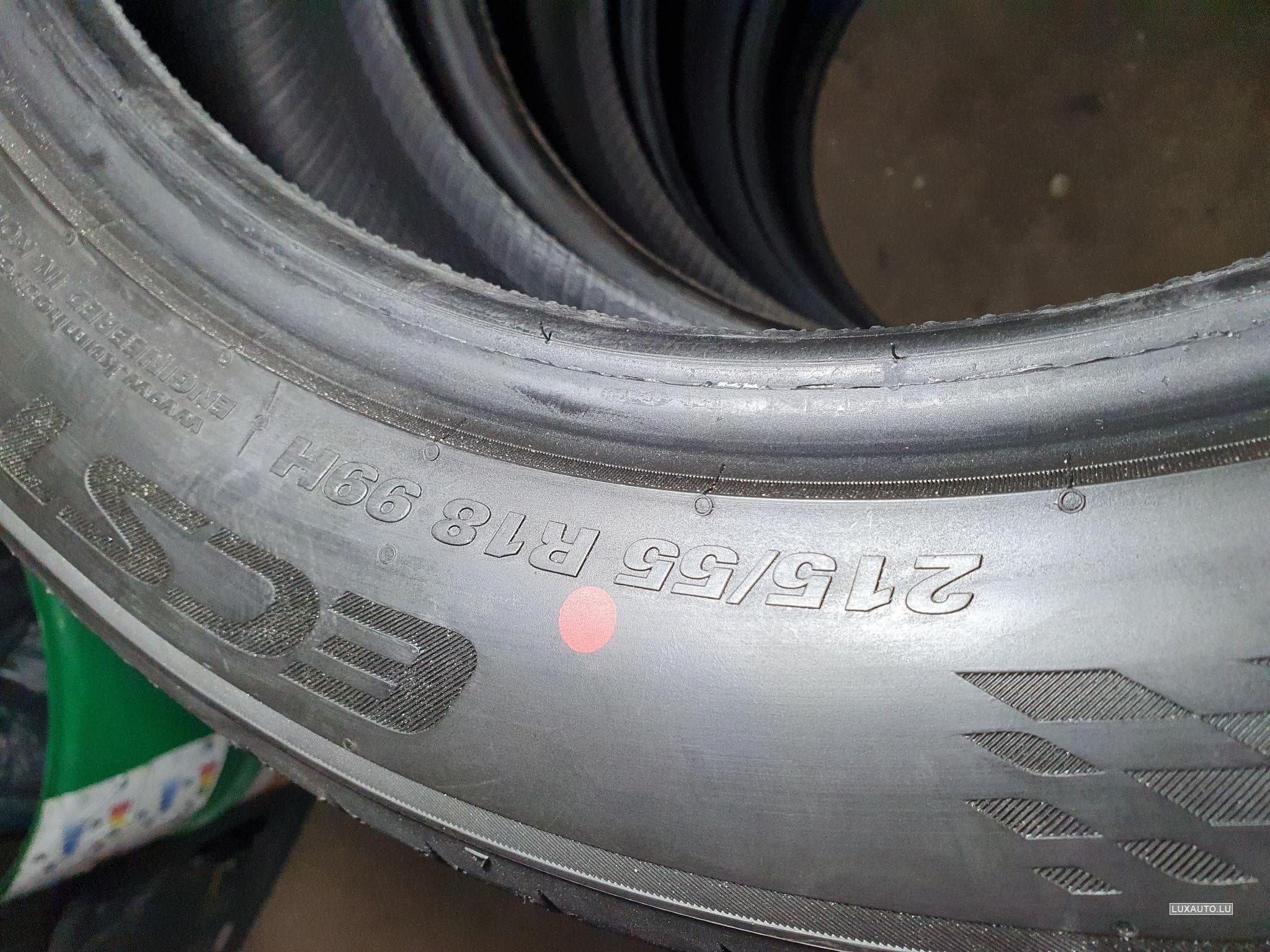 Pneus – 18" - 215/55R 99H - Photo 2