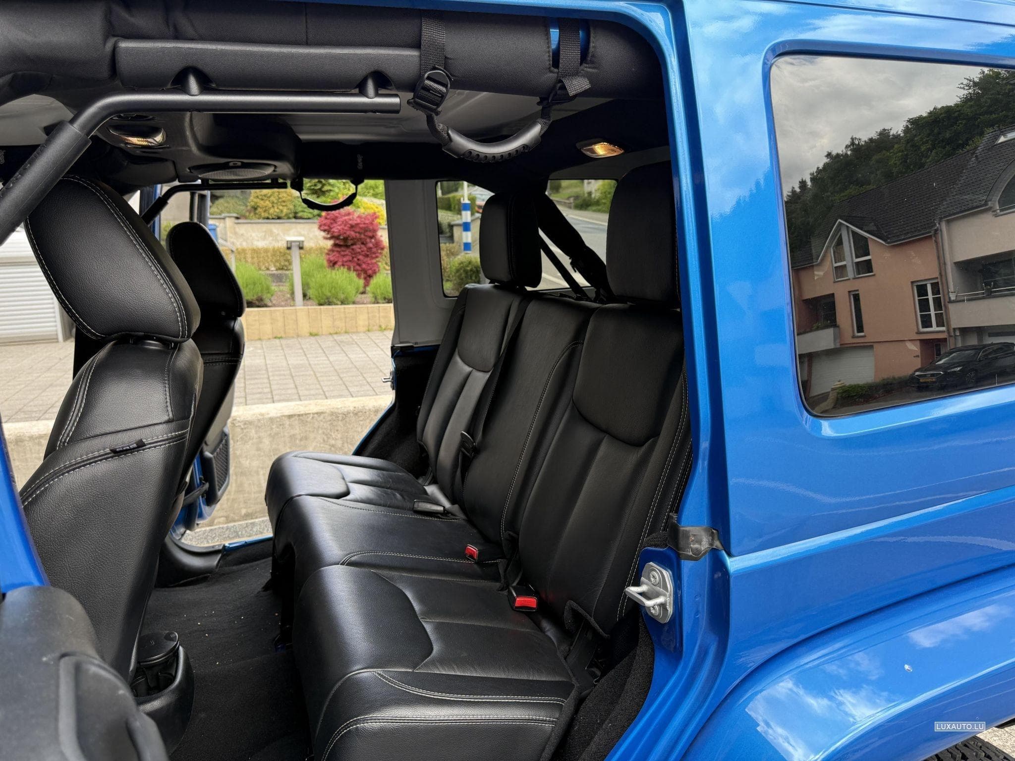 Jeep Wrangler Sahara V6 (2016) - Photo 7